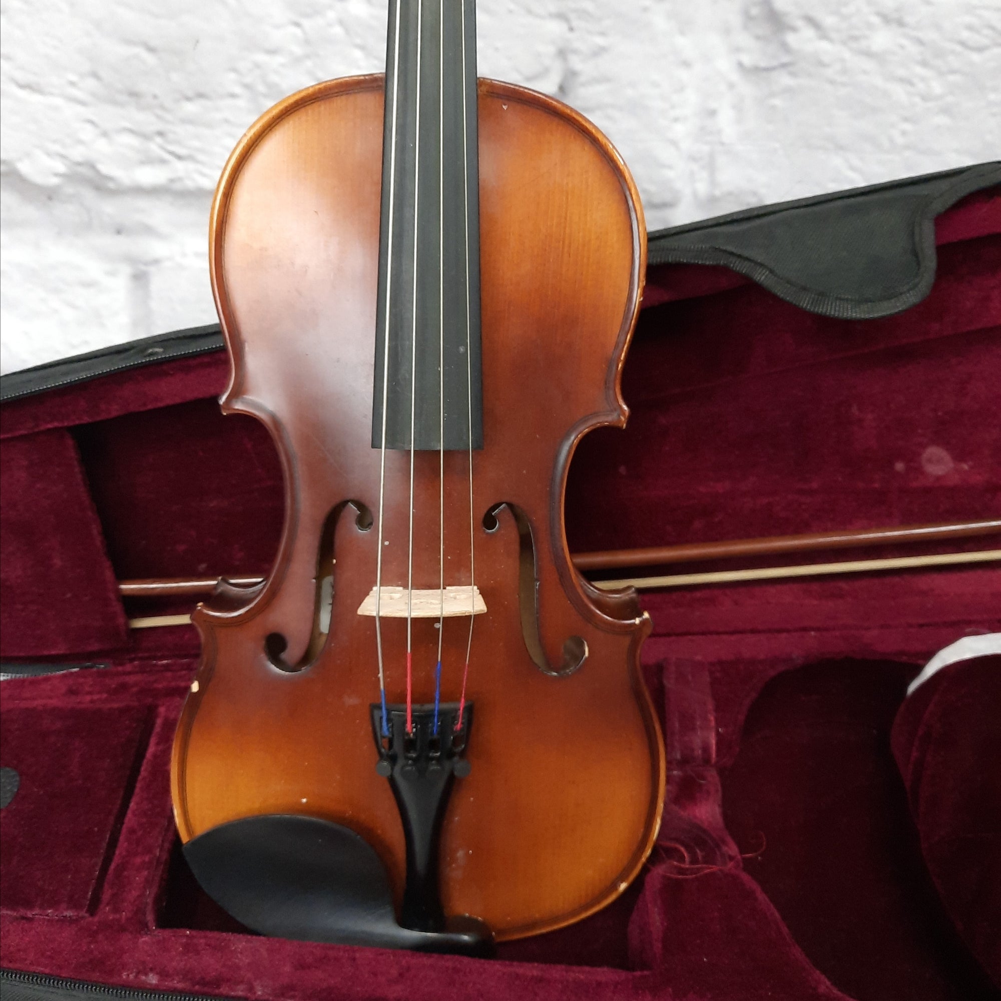 Oxford 13" Viola w/ Case and Bow - IS4797