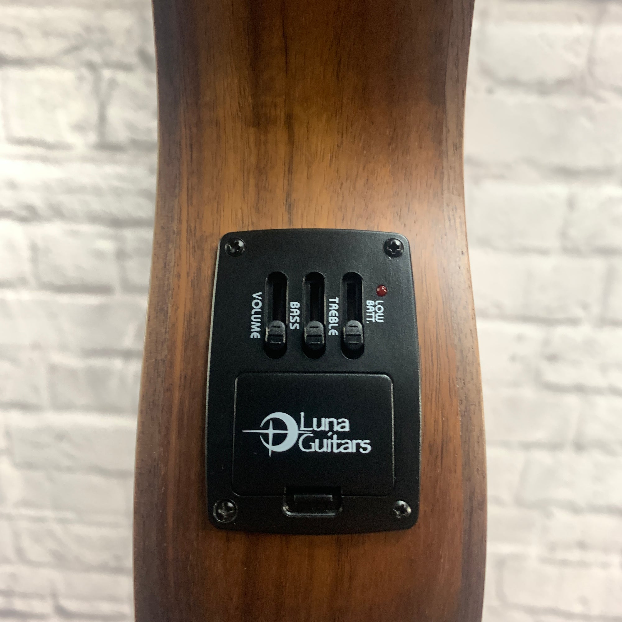 Luna HTC Koa Acoustic Electric Concert Ukulele