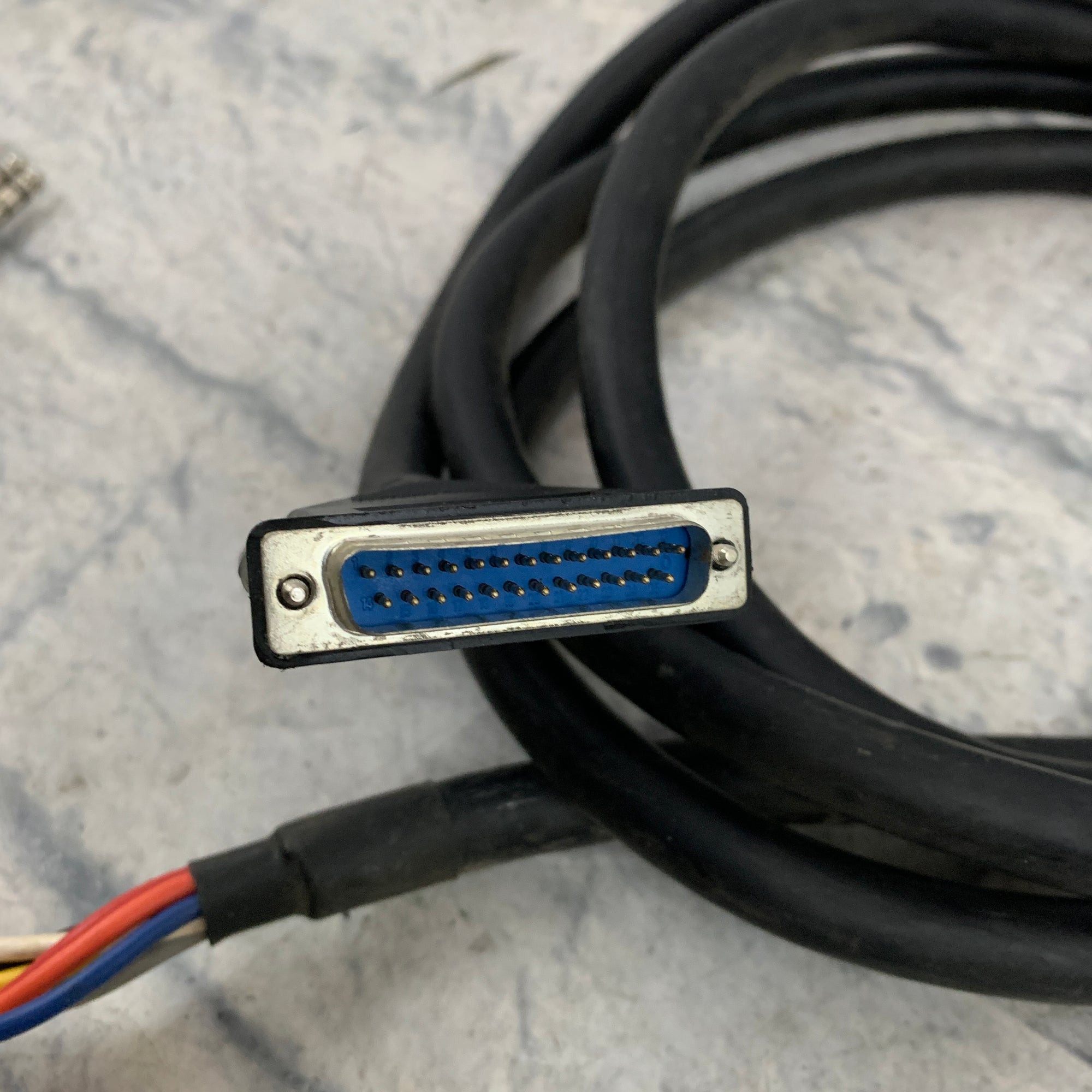 Hosa DTP-803 8-channel DB25 to 1/4-inch TRS Snake - 9.9 foot