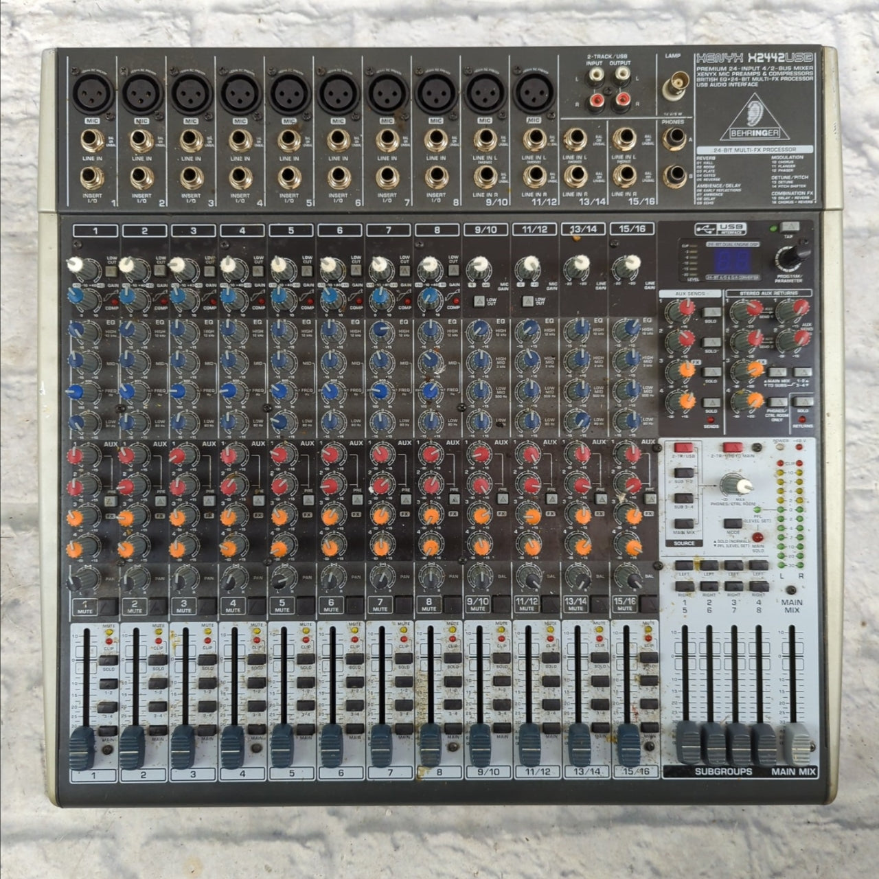 Behringer Xenyx X2442USB 24-Input Mixer with USB and Effects Behringer Xenyx X2442USB 24-Input Mixer with USB and Effects