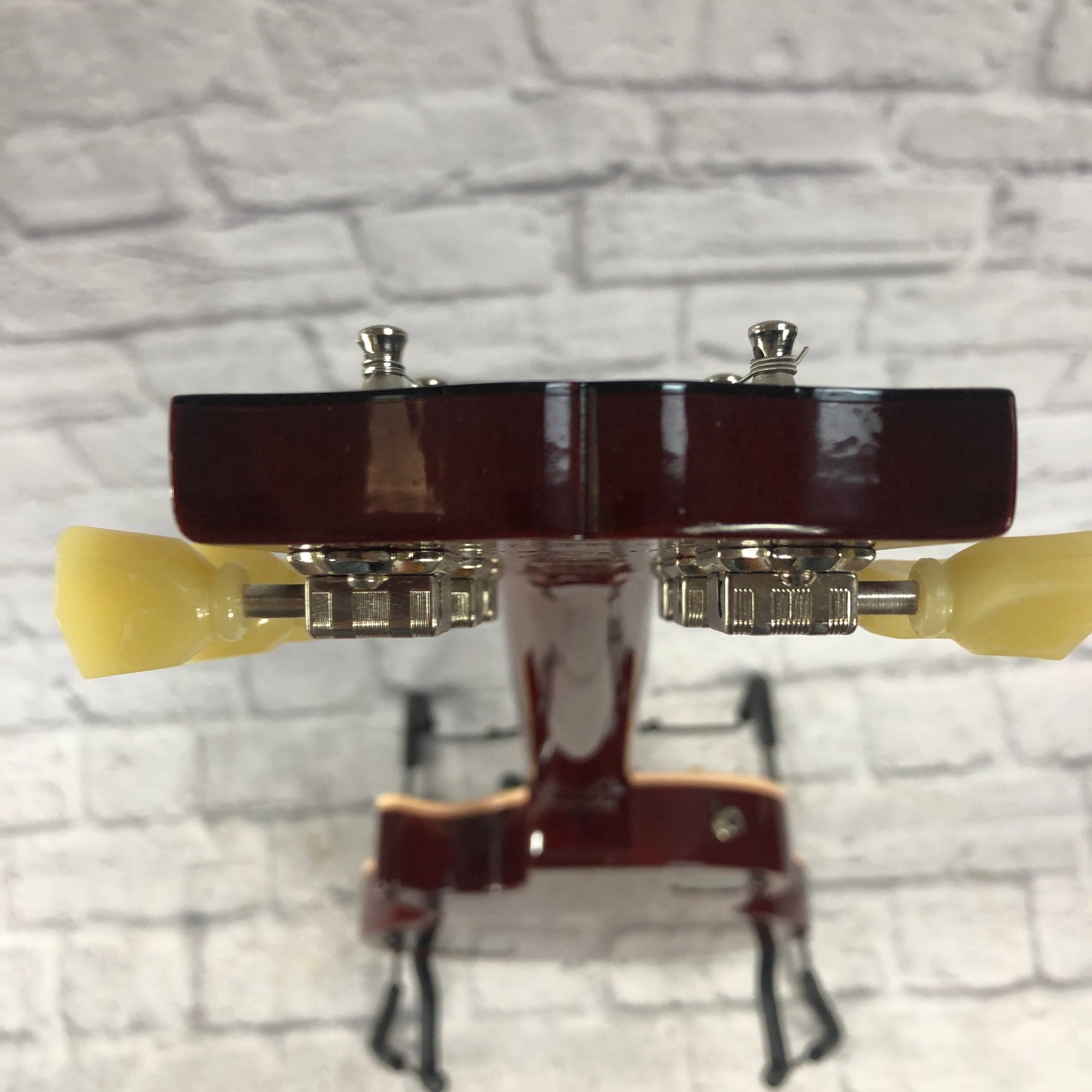 Gibson Les Paul Traditional 2013 Cherry Burst with Case
