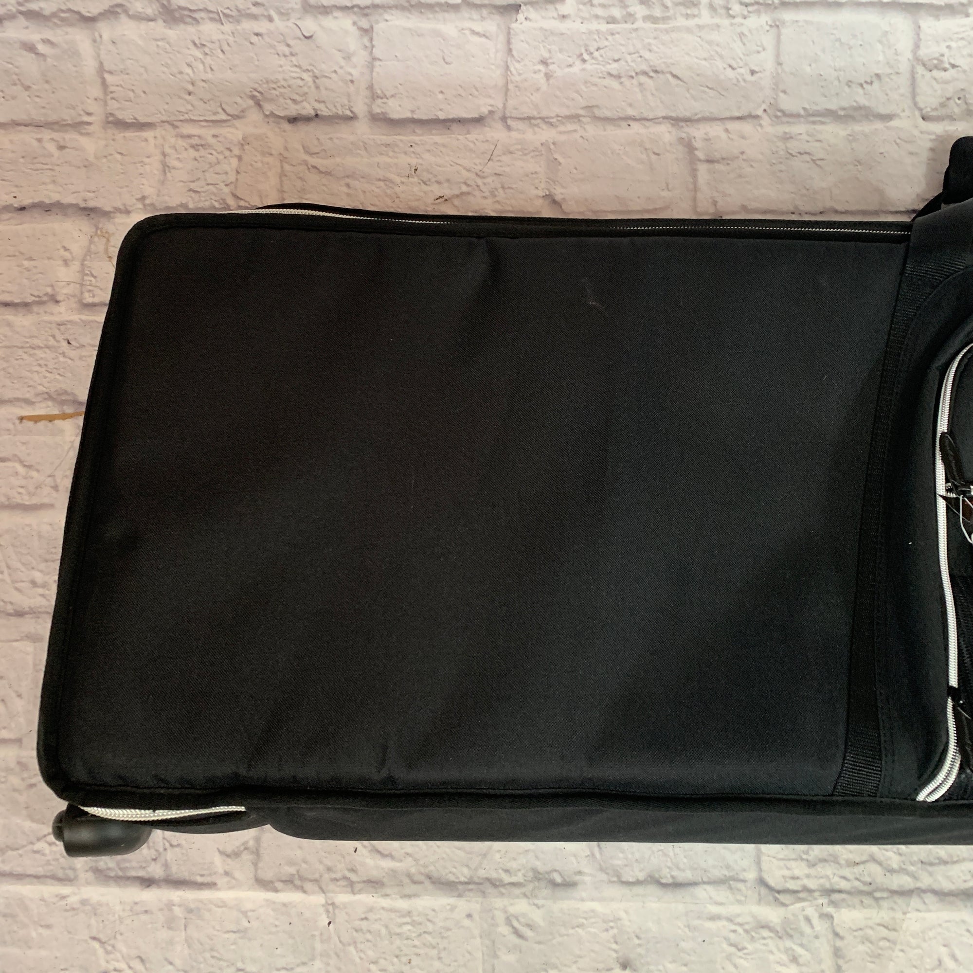Roadrunner 88 Key Padded Soft Case w/ Wheels