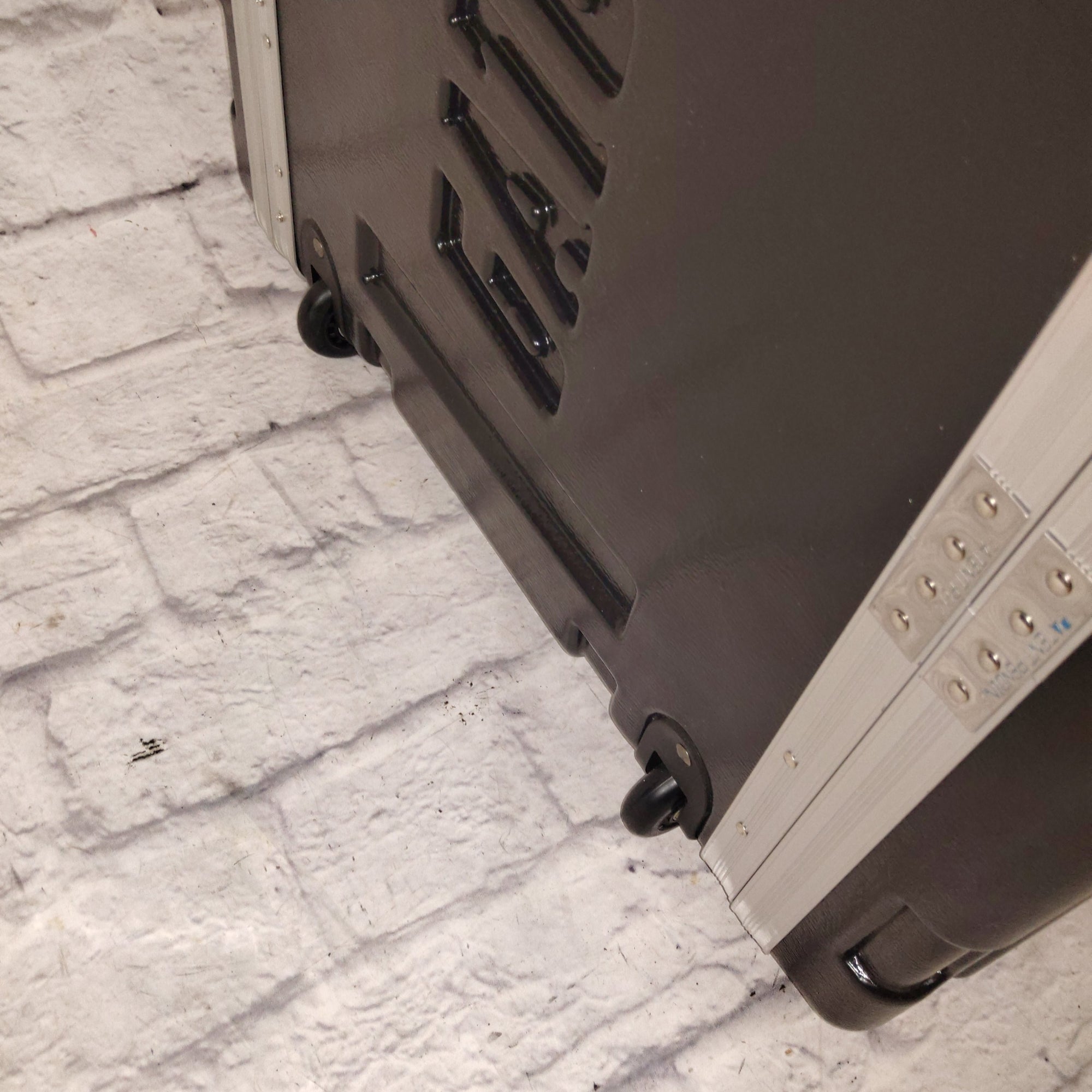 Gator Cases GRR-4PL-US Powered Roller Rack Case