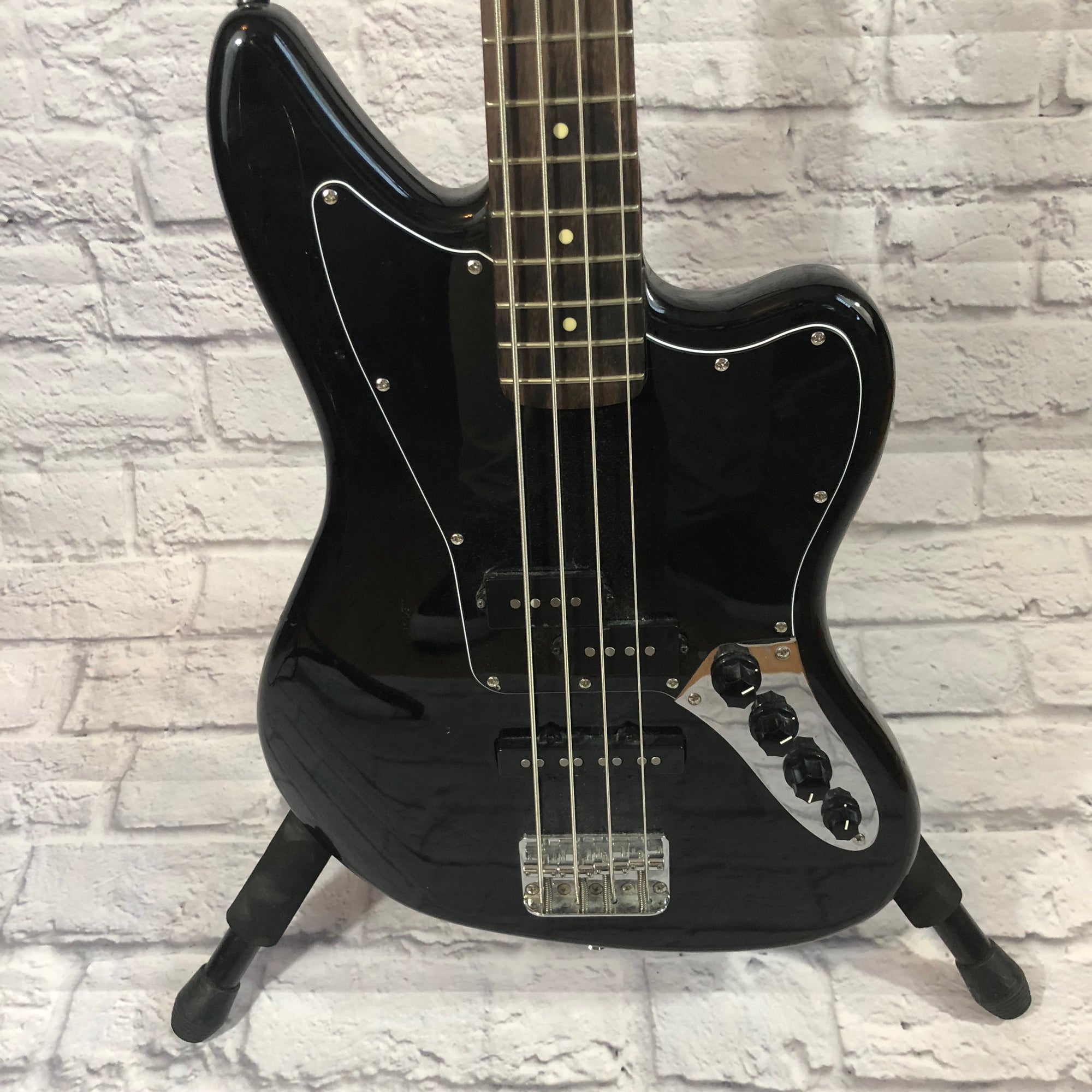 Squire Jaguar 4 String Bass Black