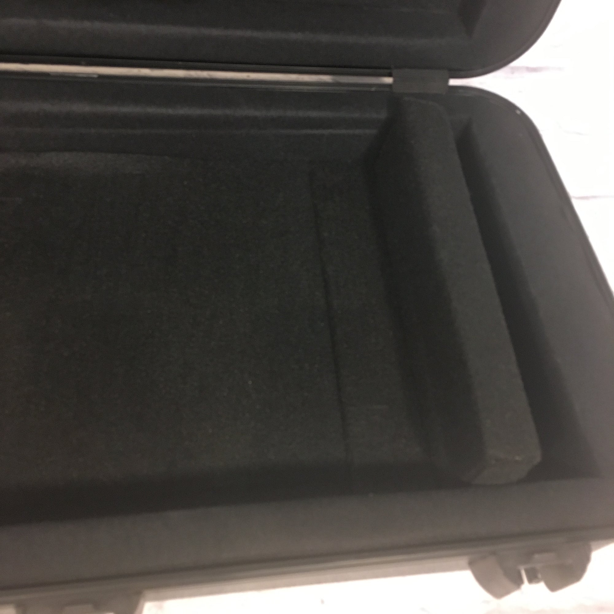 Gator TSA ATA Molded 49 Key Hard Case