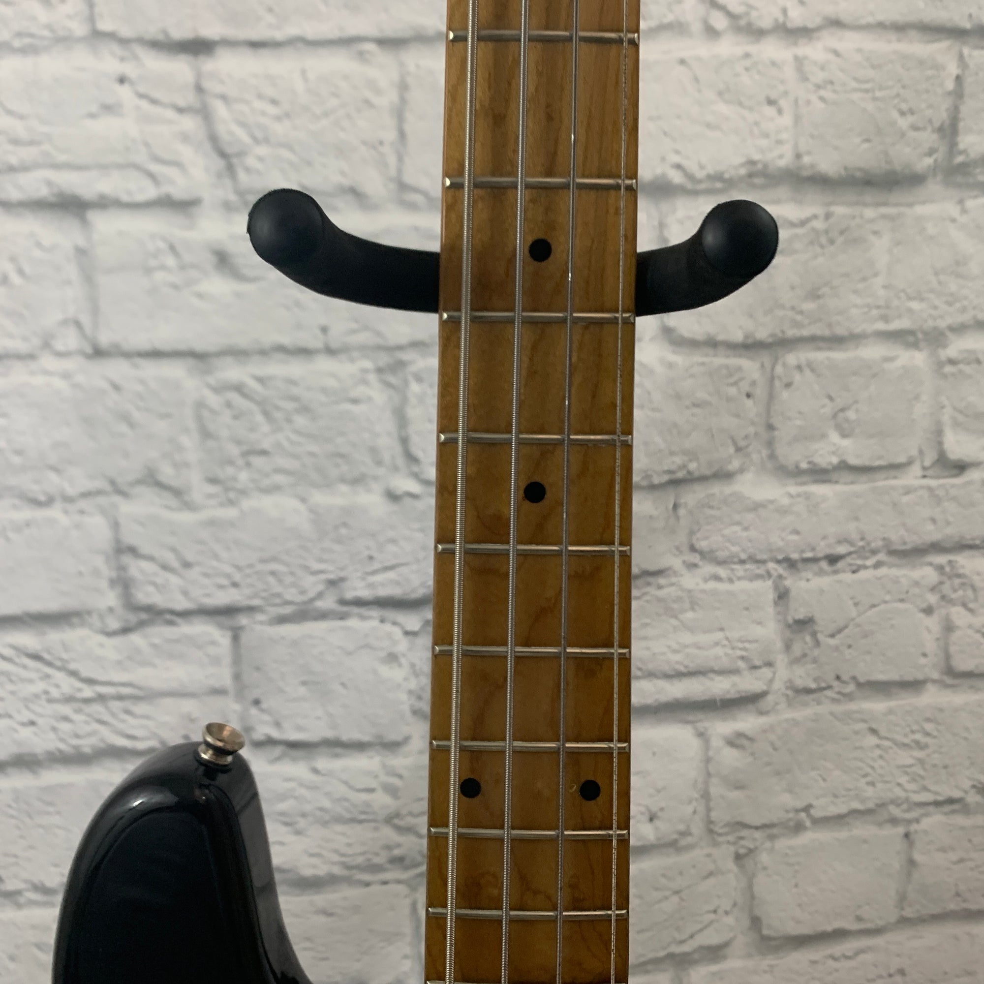 Aria Pro II Precise Bass Body w/ Squier II MIK Neck 4 String