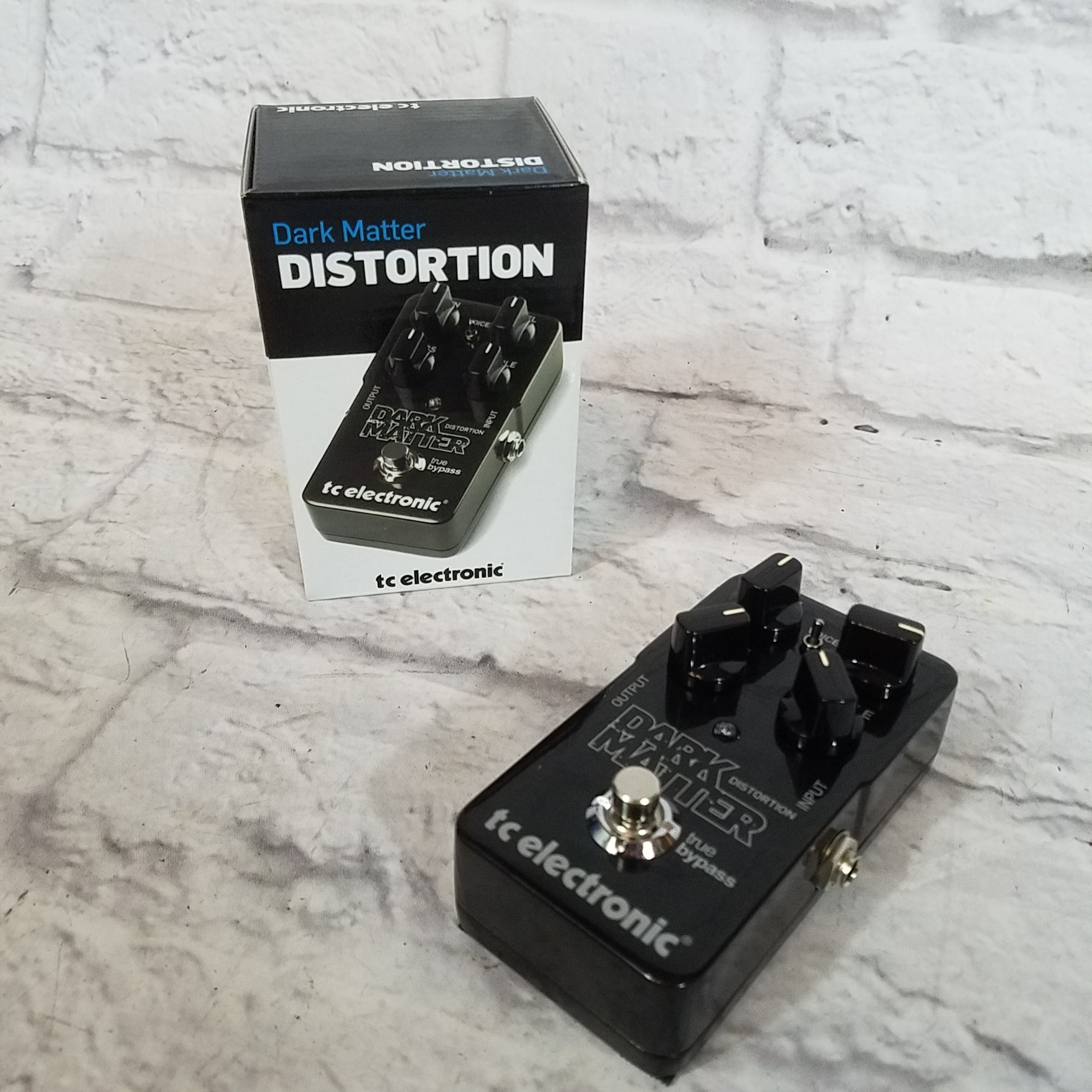 TC Electronic Dark Matter Distortion Pedal