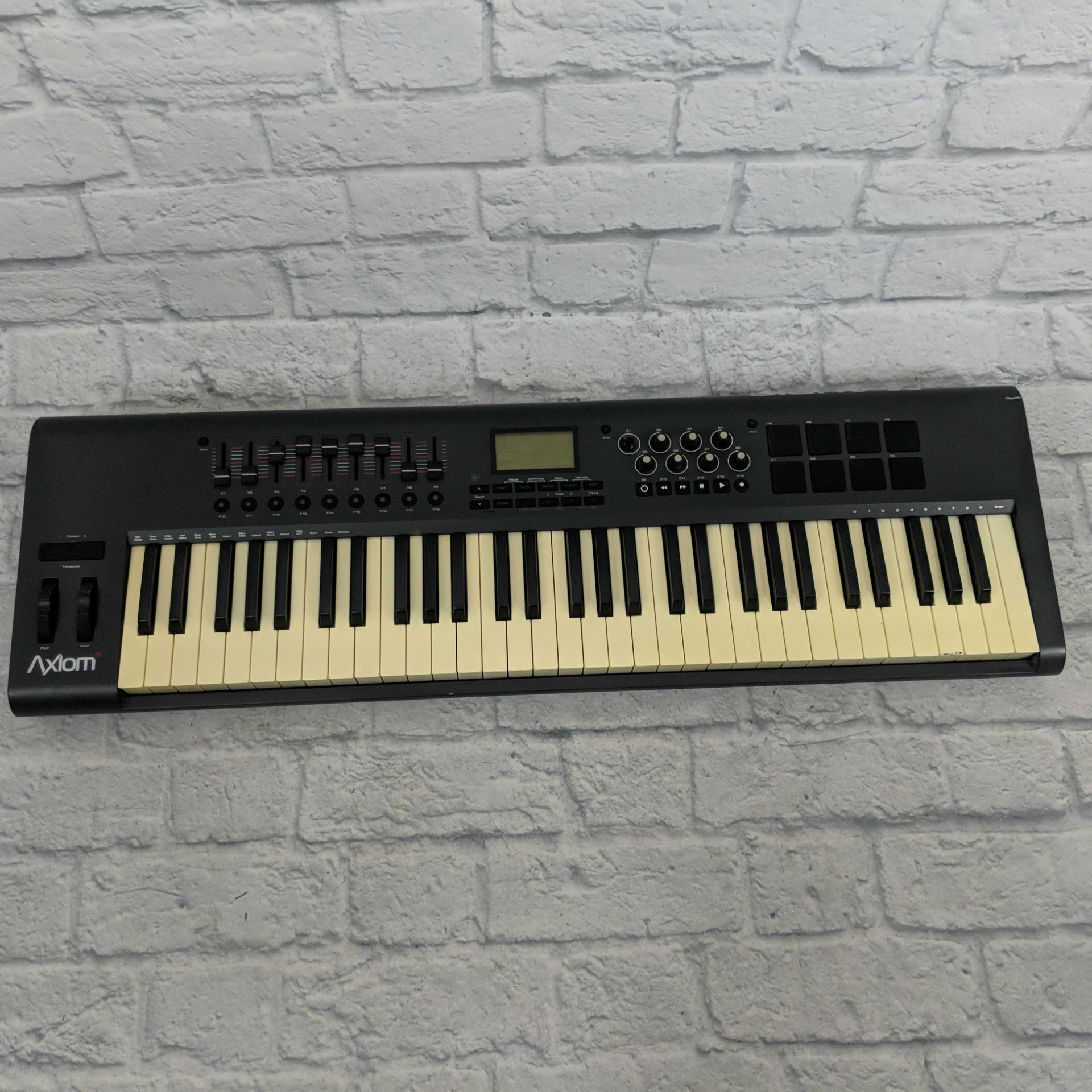 M-Audio Axiom 61