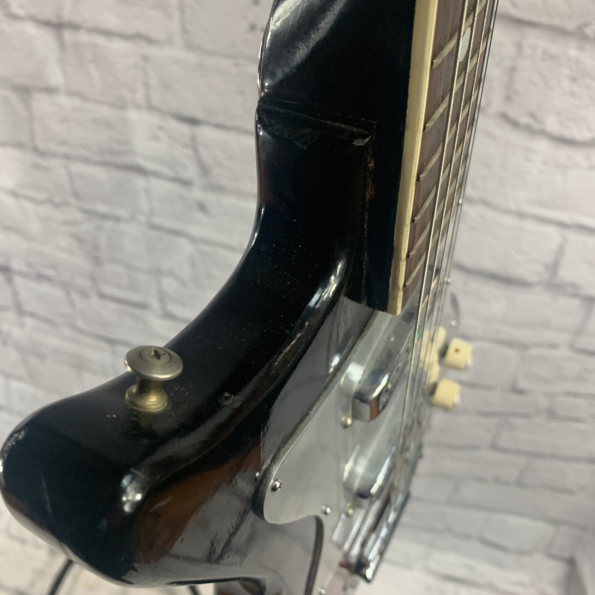 Teisco Japanese 2 Humbucker Electric Guitar 2-Color Sunburst