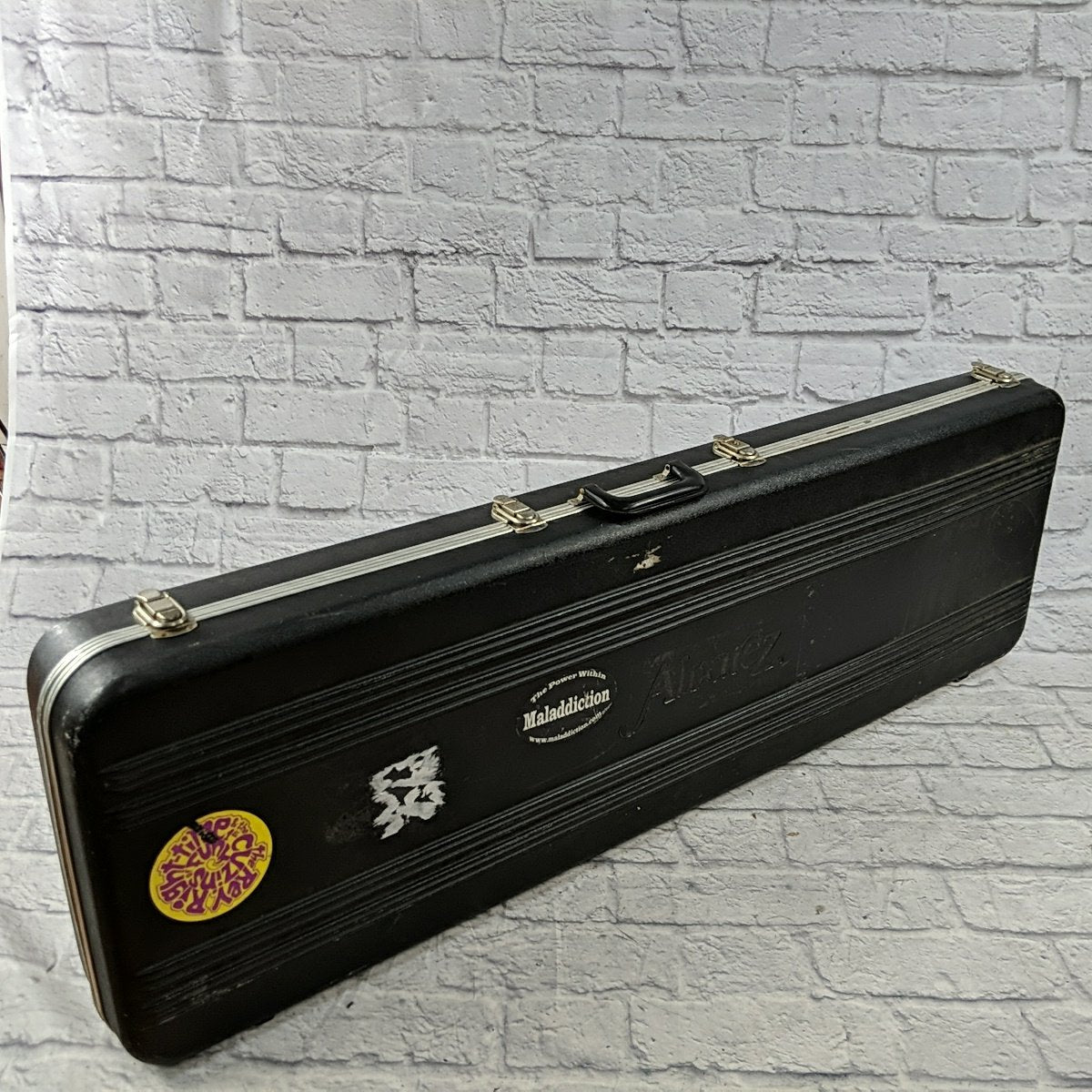 Alvarez Bass Hardshell Case - Universal