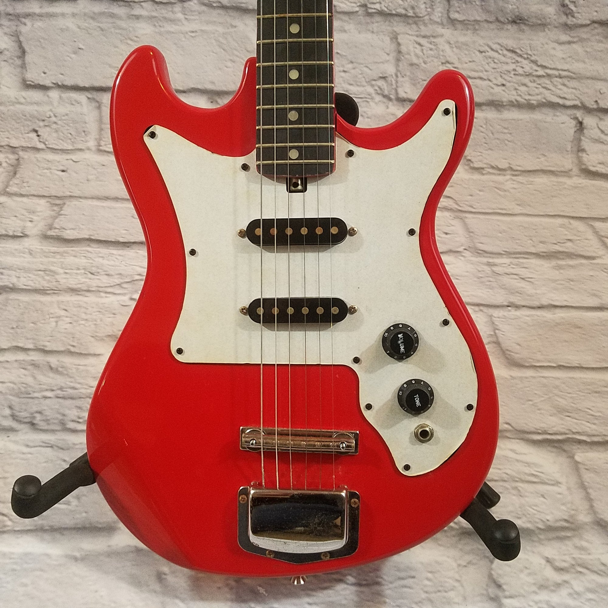Rogue / Harmony Red Electric Guitar - New Old Stock