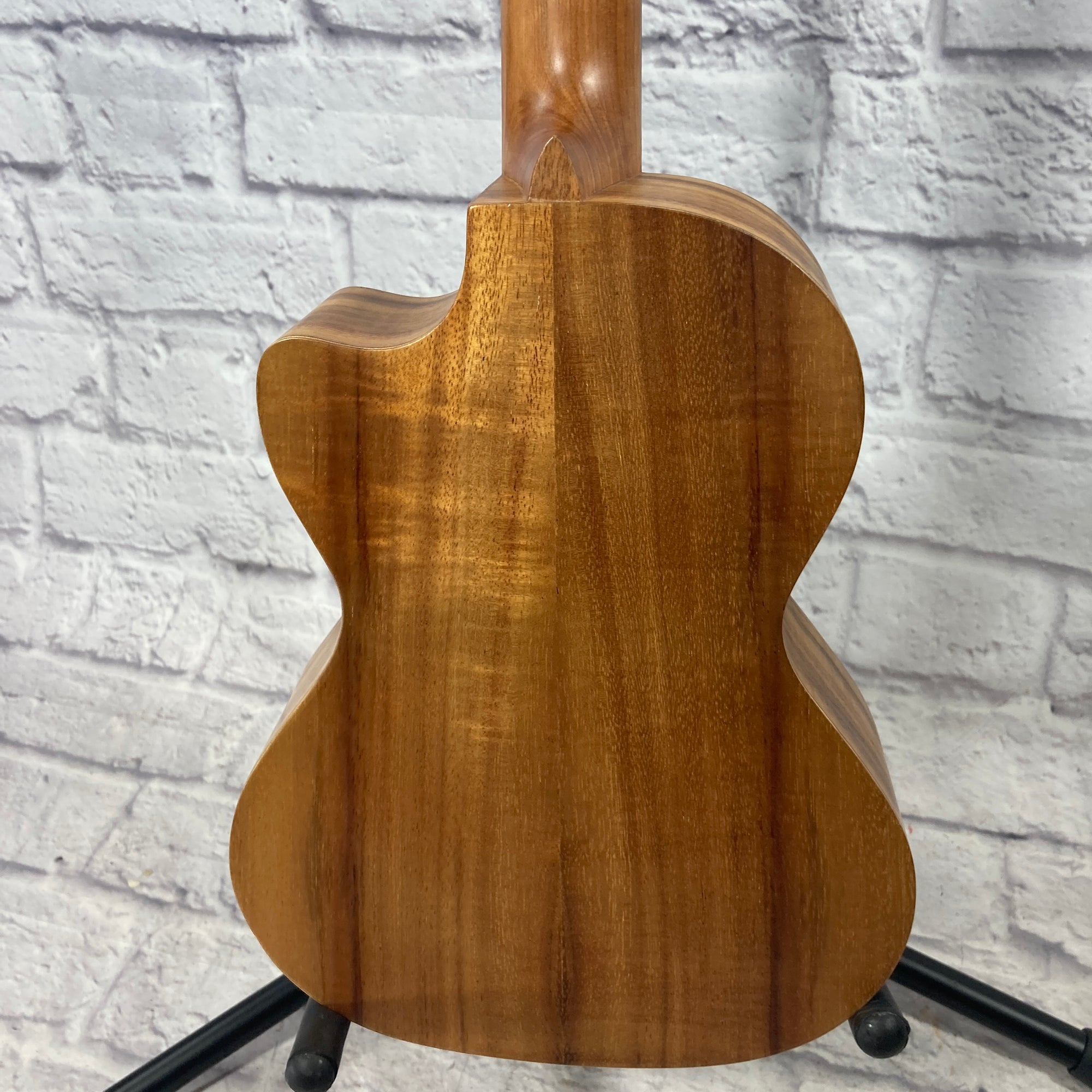 Cordoba 28T-CE Tenor Ukulele