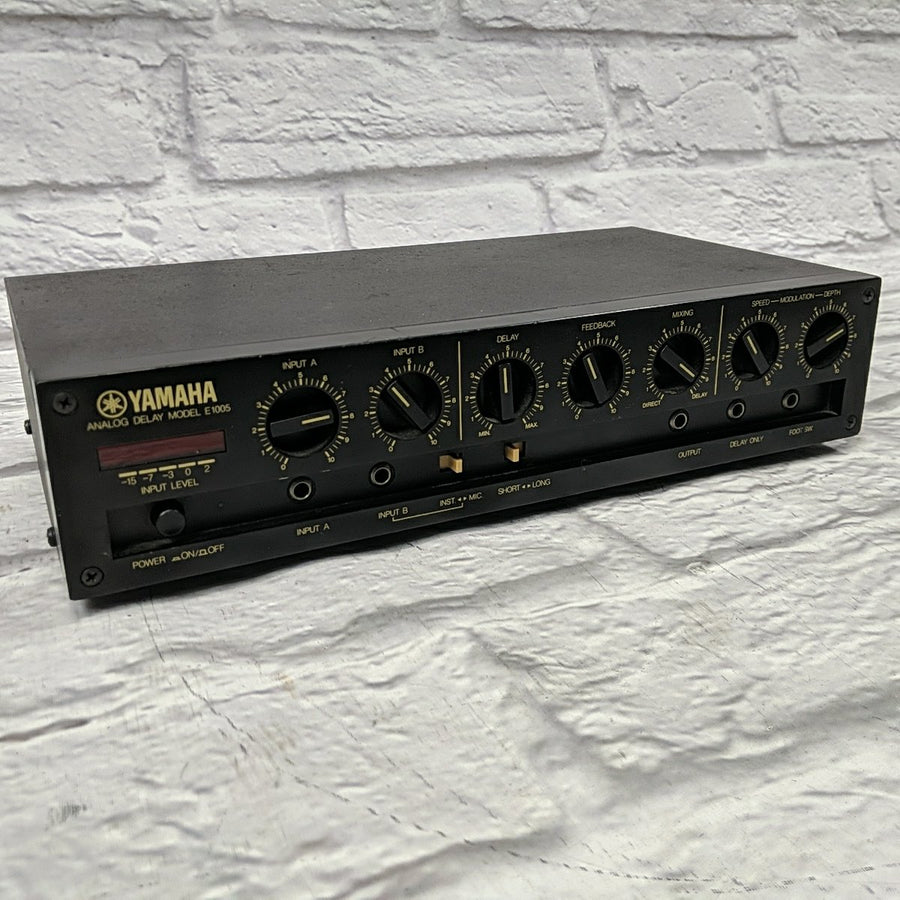 Vintage Yamaha E1005 Analog Delay / Echo Desktop BBD Effect Unit