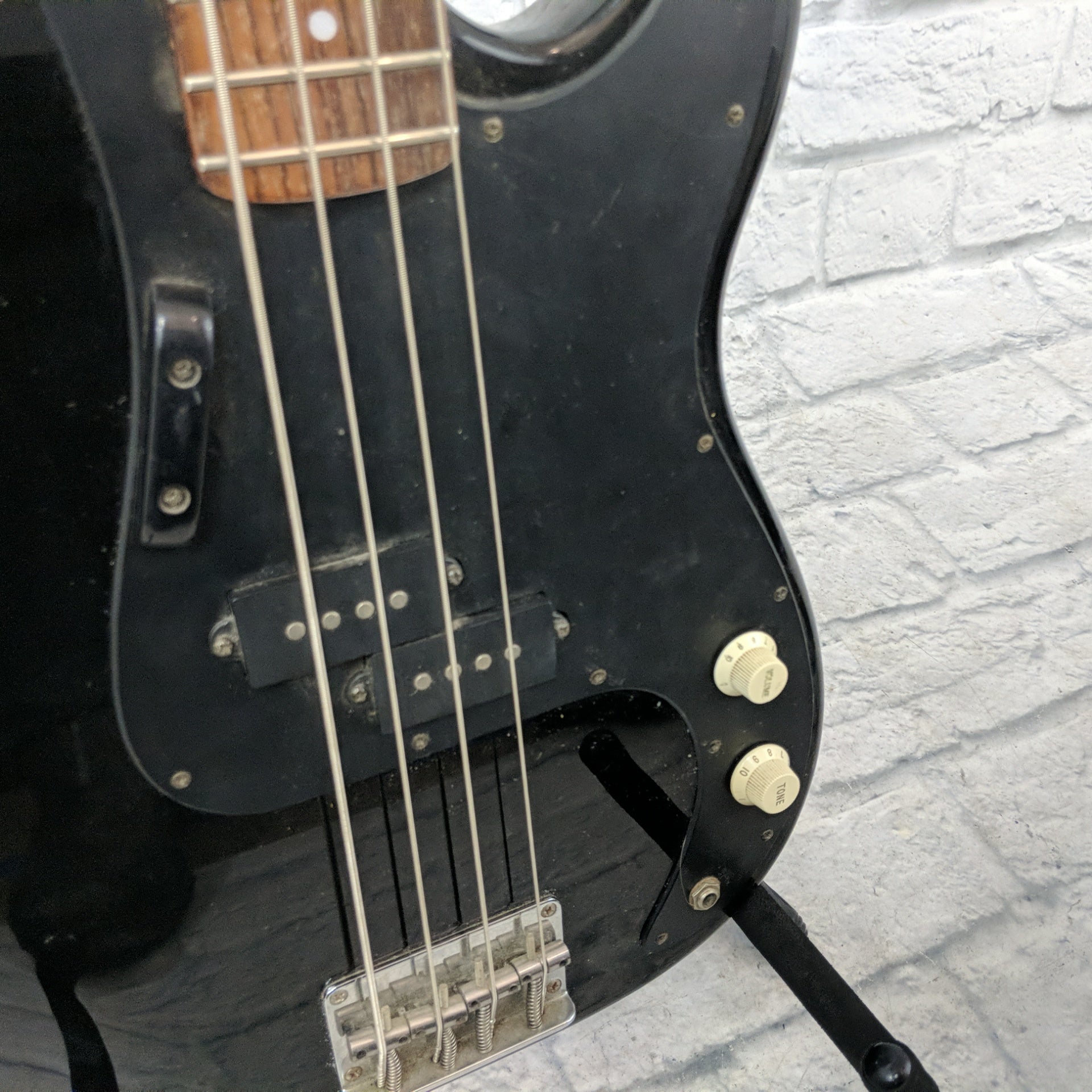 Vintage 1980s Epi EB-100 4 String Bass Guitar
