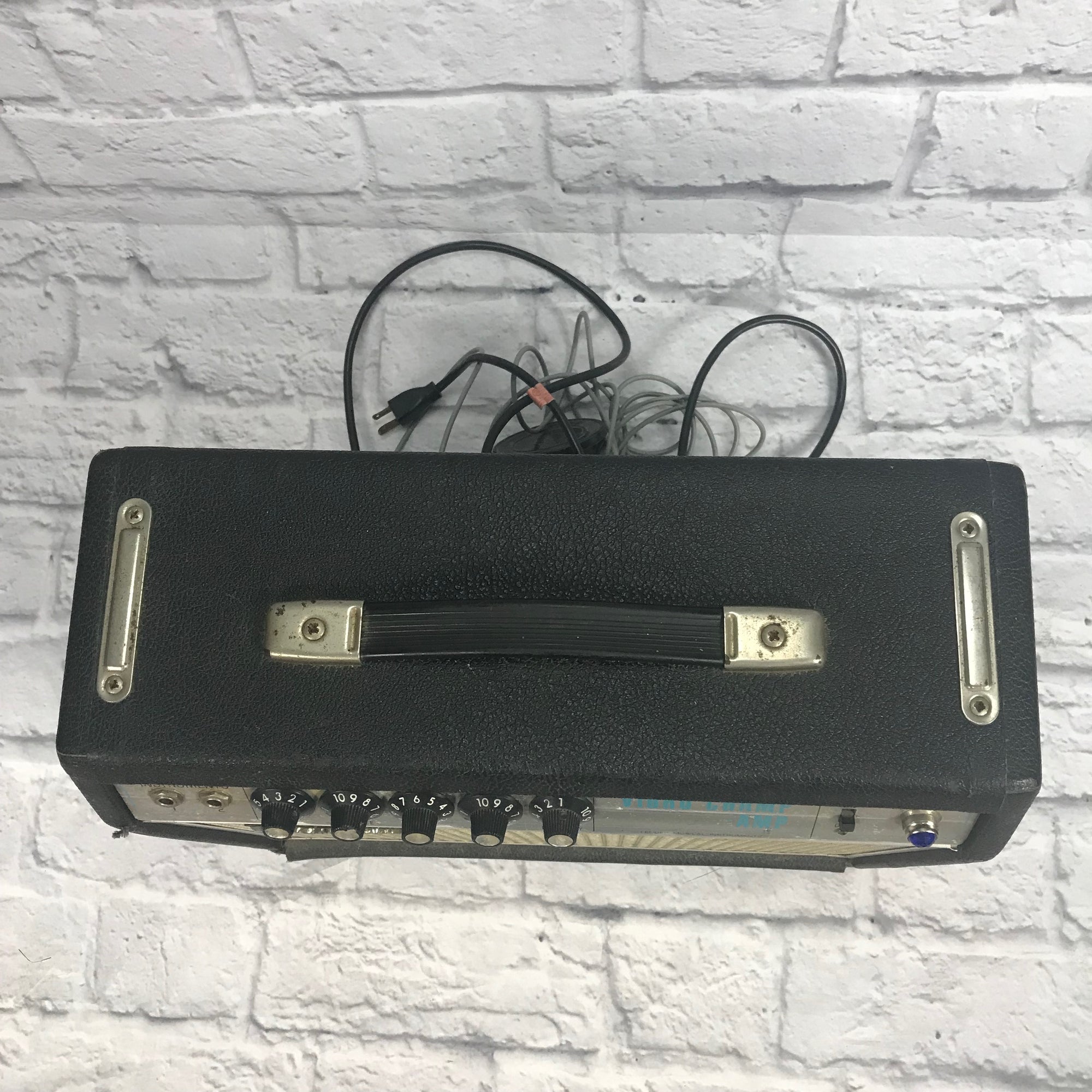 Vintage 1968 Fender Vibro-Champ Tube Guitar Amplifier