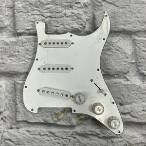 Loaded SSS Strat-Style Pickguard White