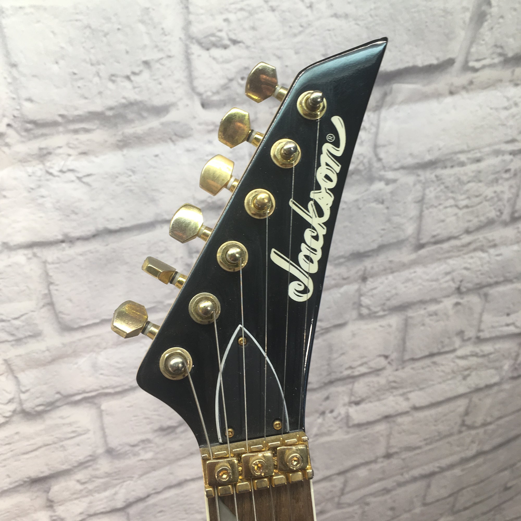 Jackson SDK-2 Super Dinky w Custom Pickups Blue White Binding