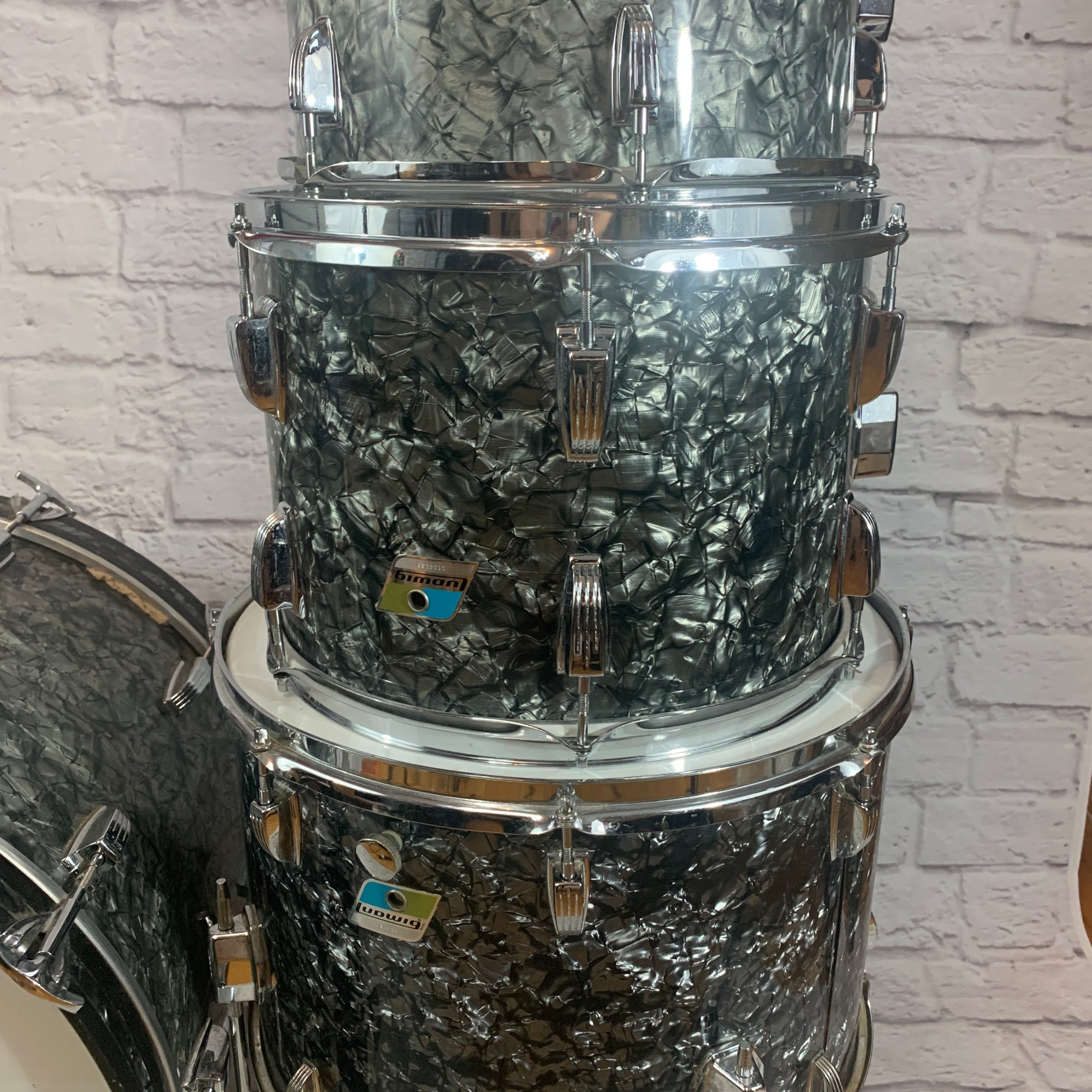 Vintage 70s Ludwig Black Diamond Pearl Drum Kit