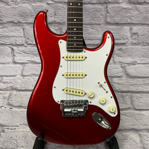 Fender 1985 Contemporary Stratocaster MIJ Candy Apple Red w/ Case