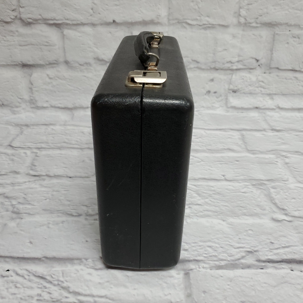 1980's Bundy Clarinet with case and mouthpiece