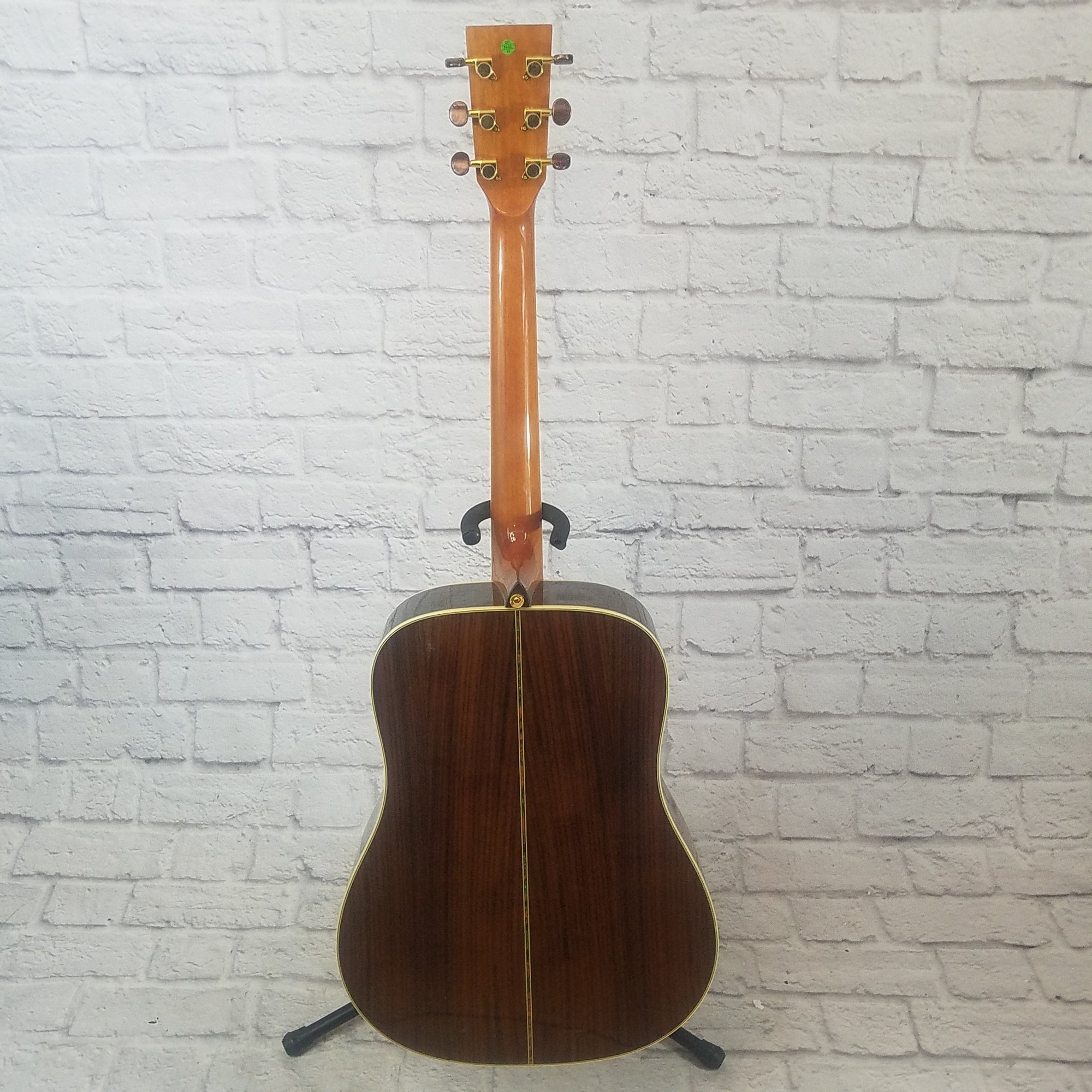 Ventura v4Nat Dreadnought Acoustic Guitar