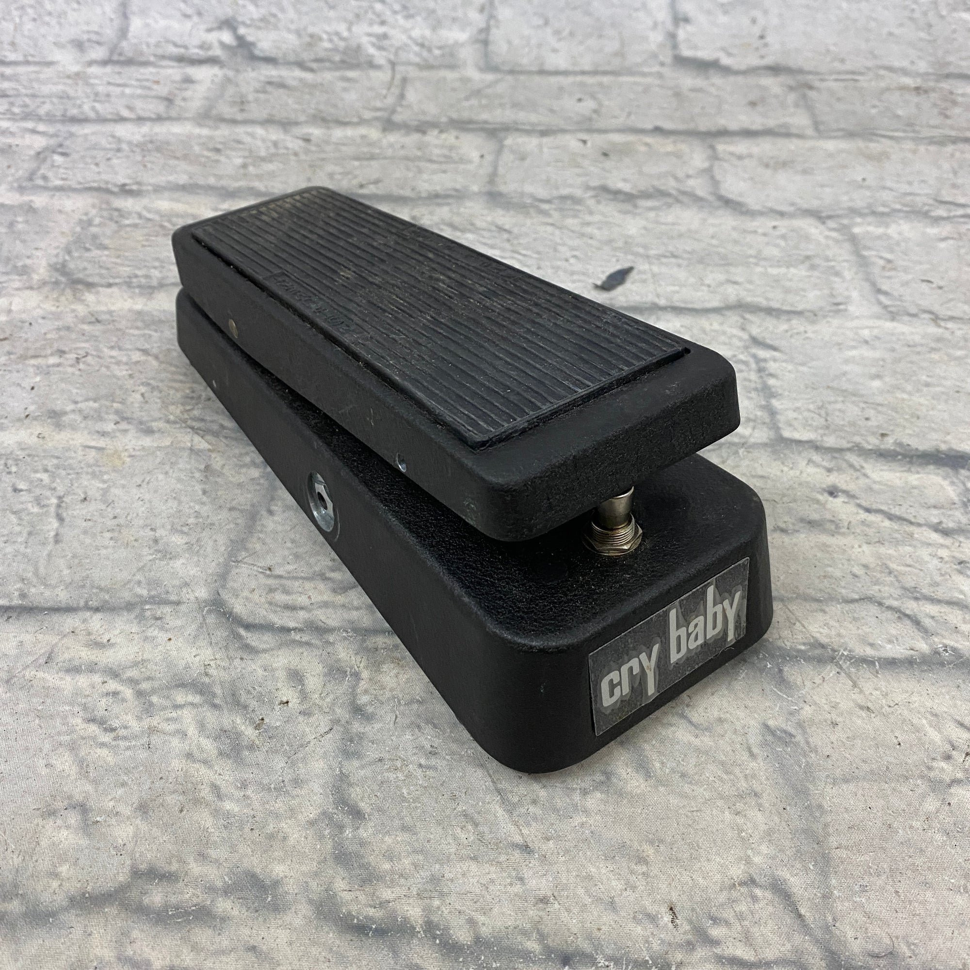 Jim Dunlop GCB-95 Crybaby Wah Pedal - Evolution Music