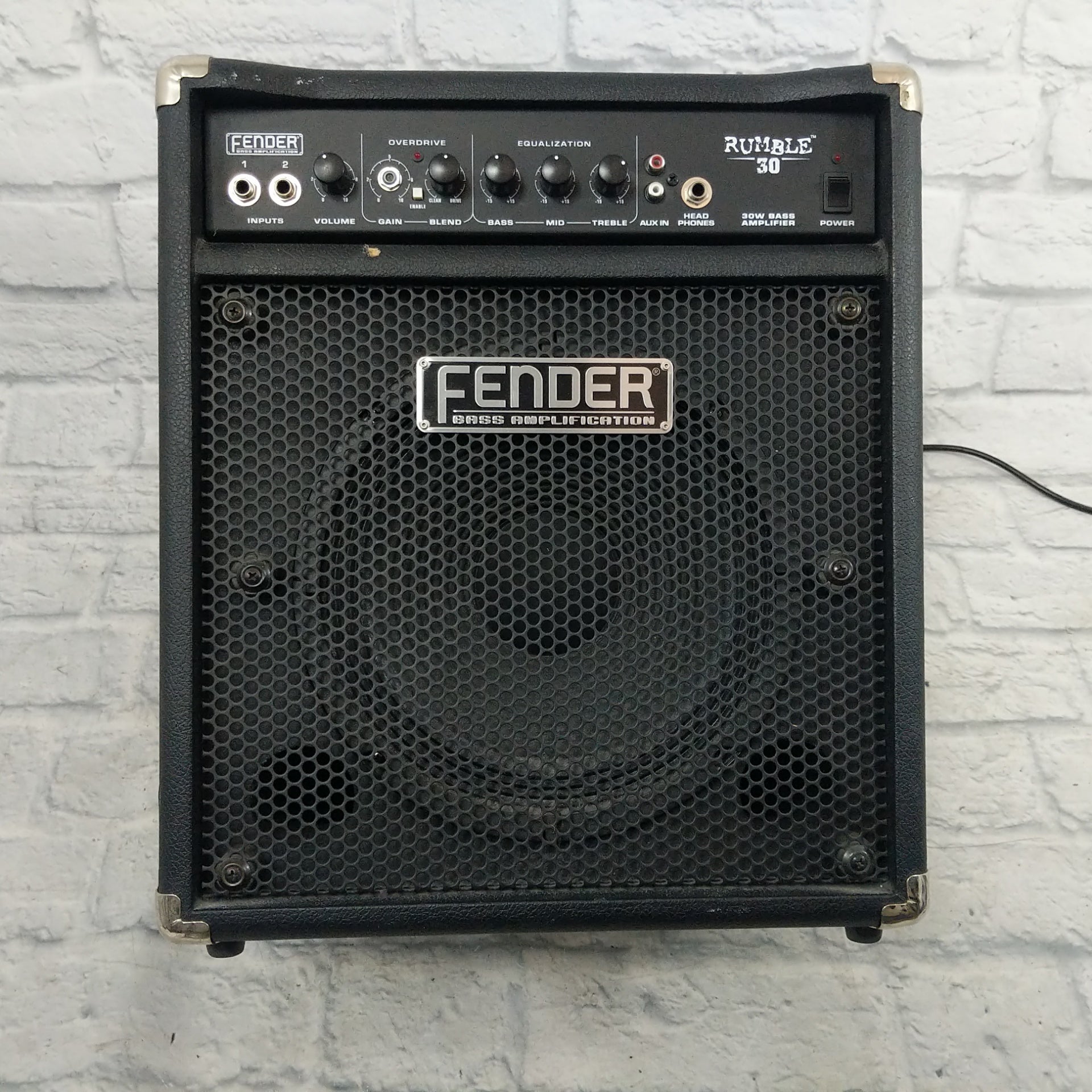 Fender Rumble 30 ベースアンプ 30W Amazon.co.jp: Fender USA ベースアンプ Rumble 30 : 楽器・音響機器