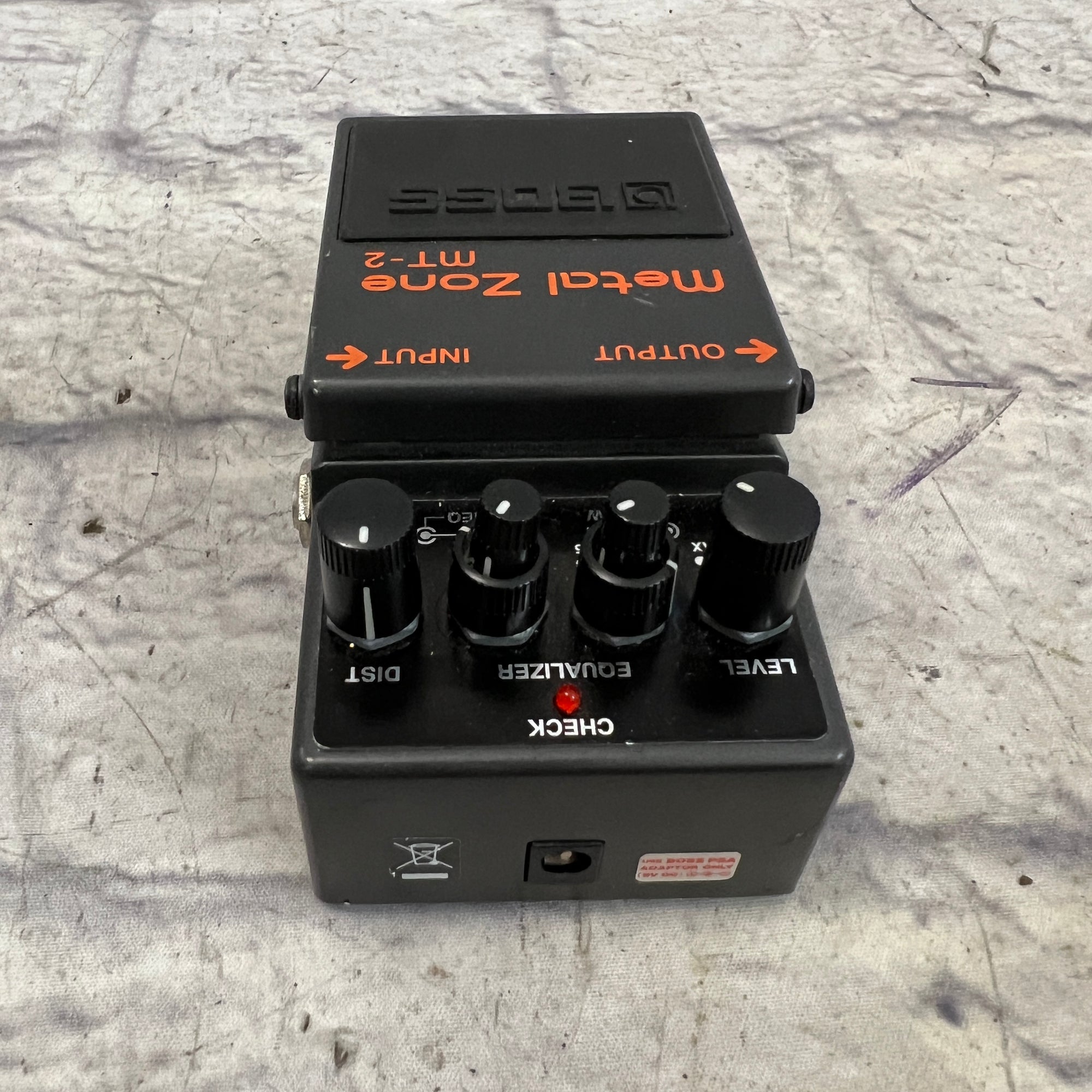 Boss MT-2 Distortion Pedal