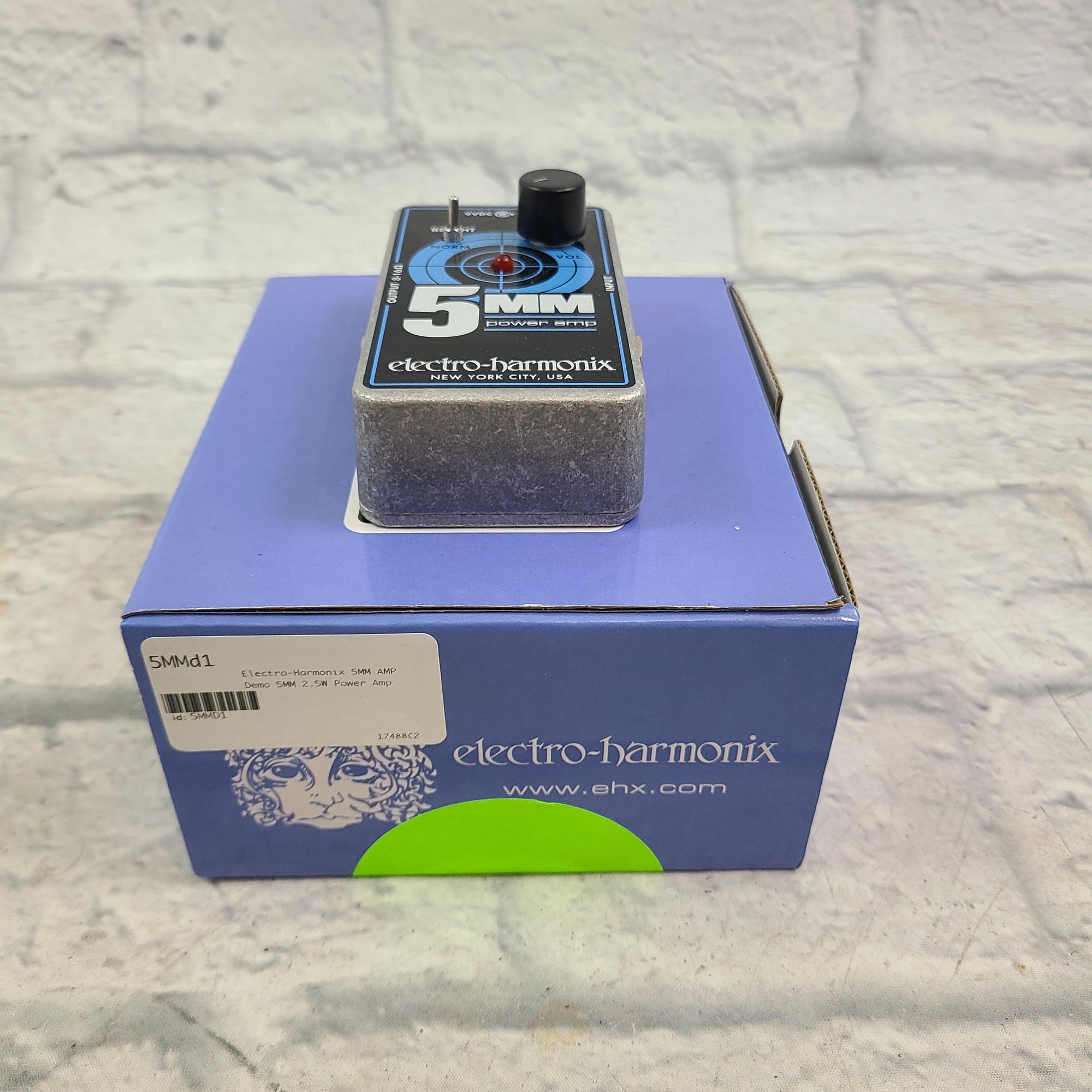 Electro-Harmonix 5mm Power Amp Amp Modeling Pedal