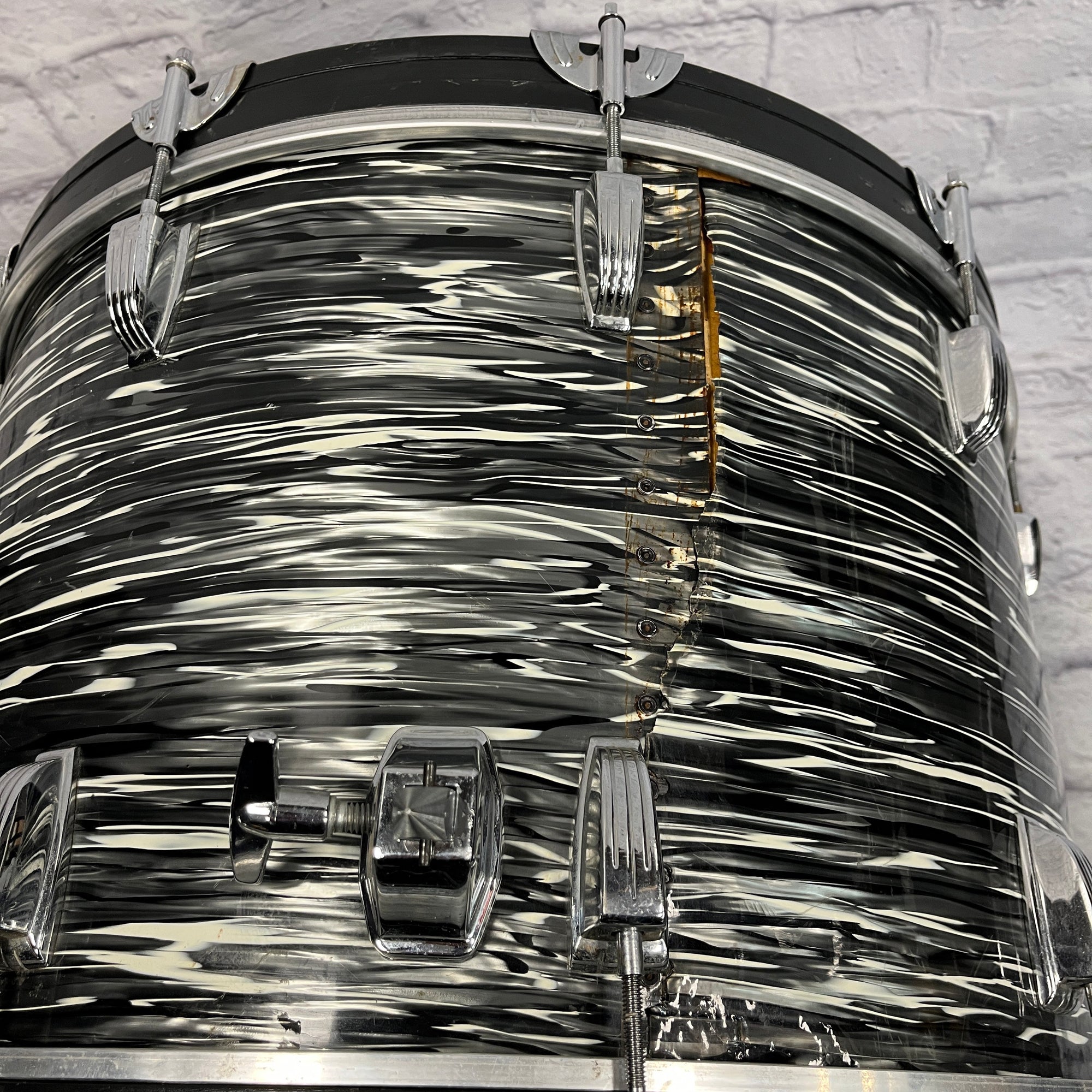 Ludwig Blue and Olive Kick Drum Black Oyster 22x15" Bass Drum