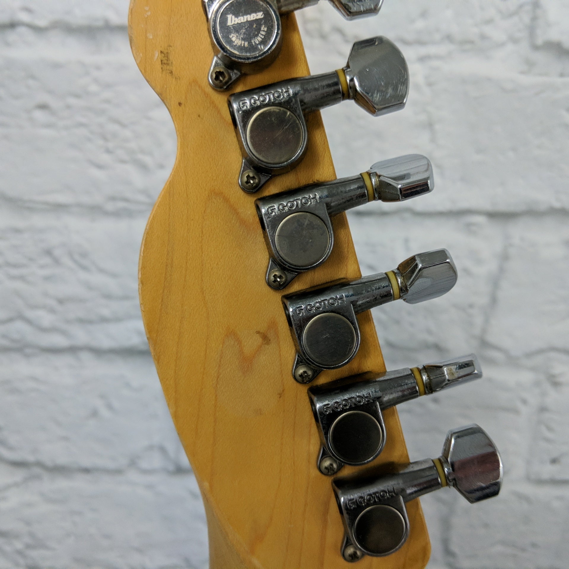 Fender 72' Reissue Telecaster Deluxe MIJ (Modded W/Case)