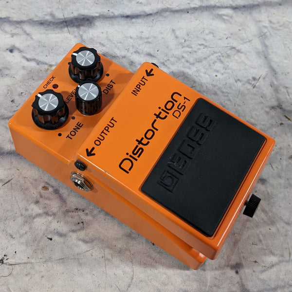 Boss DS1 Distortion Pedal - Evolution Music