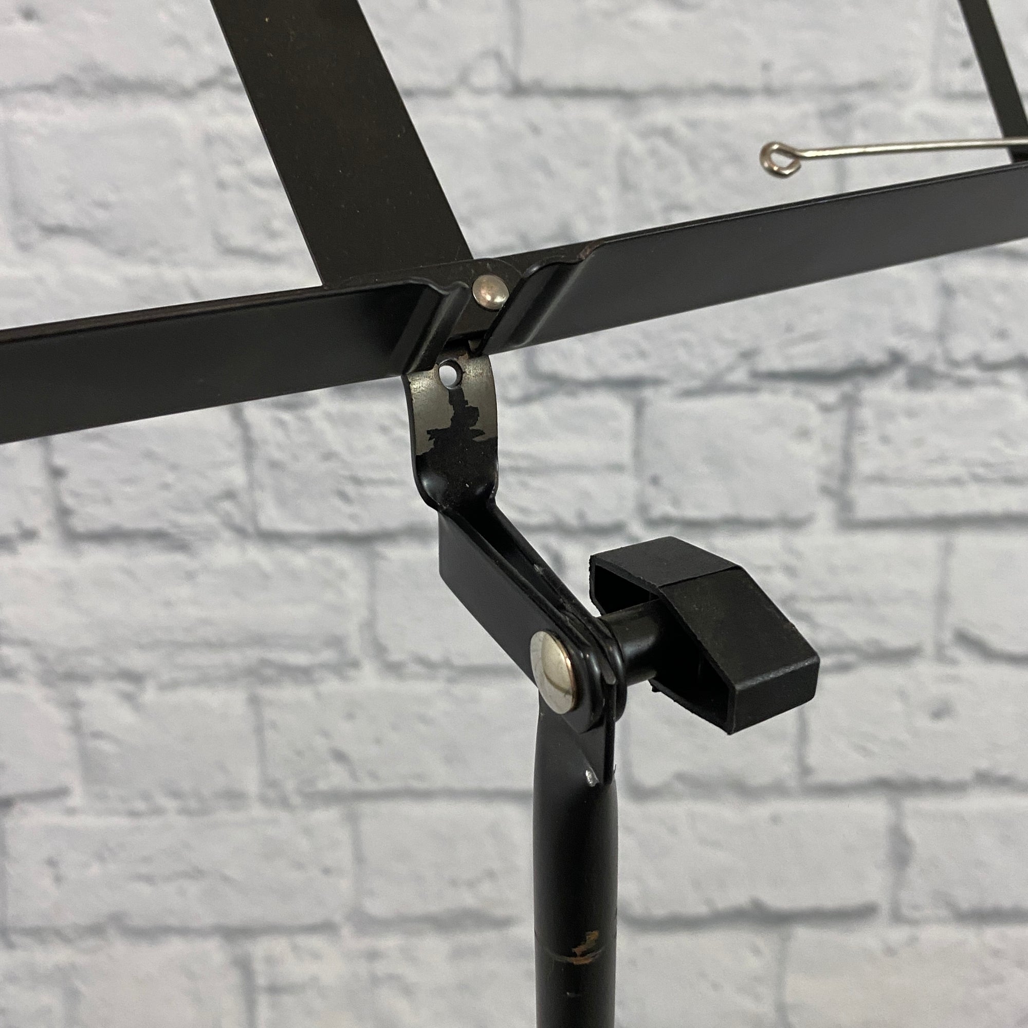 SLM Hardware Music Stand
