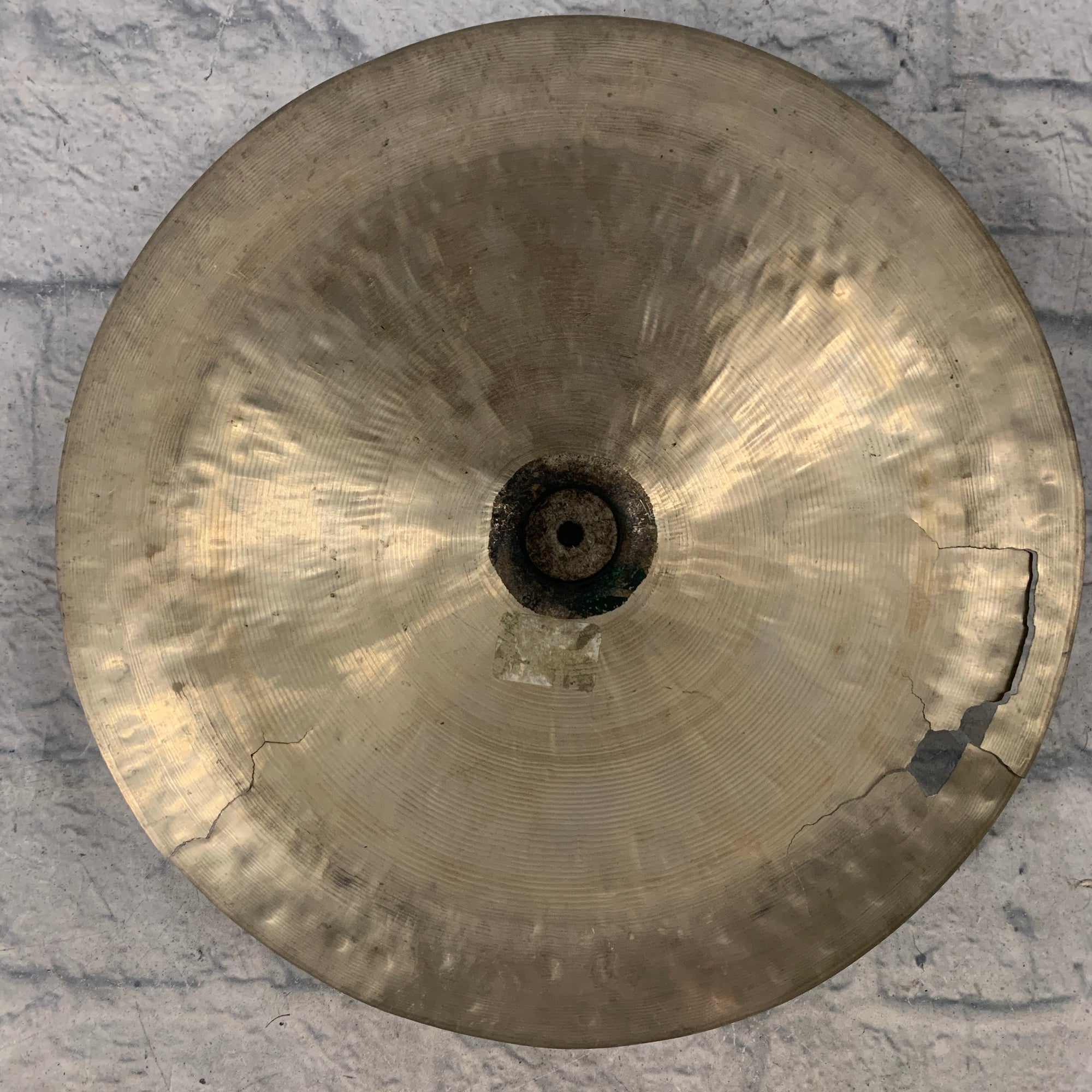 World Percussion 15" China Cymbal CRACKED