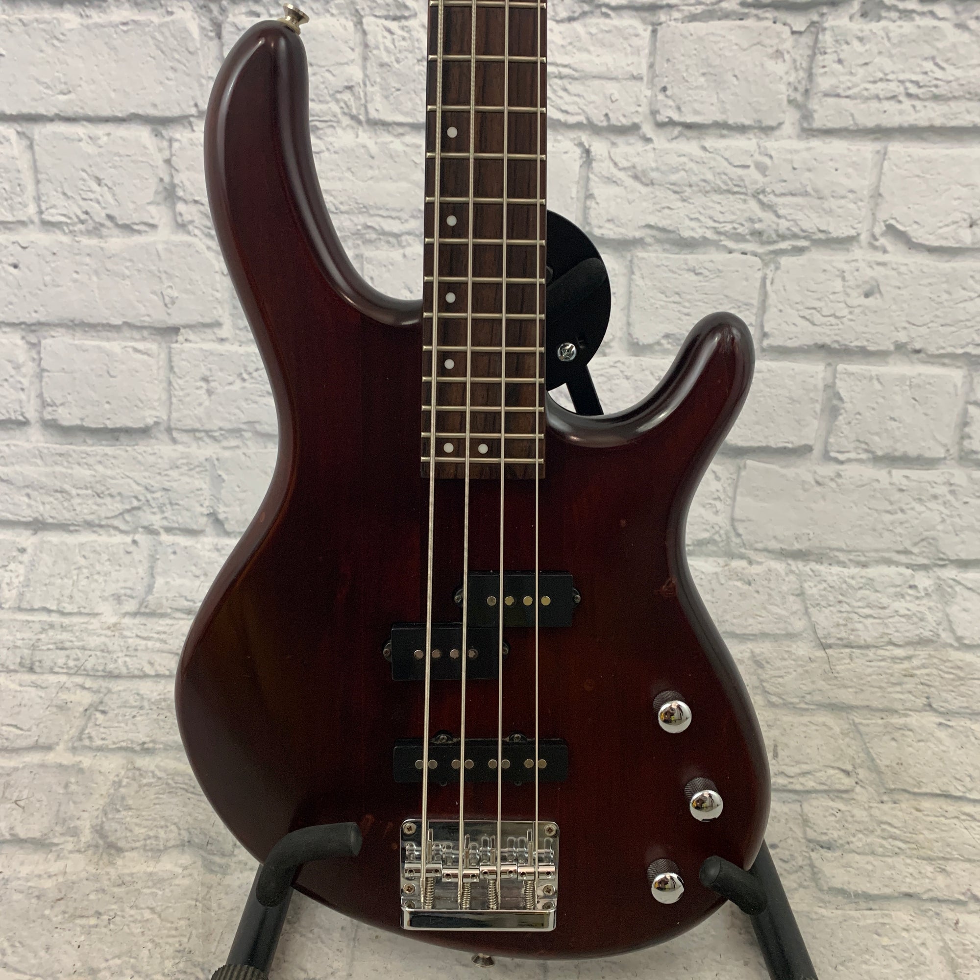 Cort Action Bass P/J 4 String Burgundy Finish