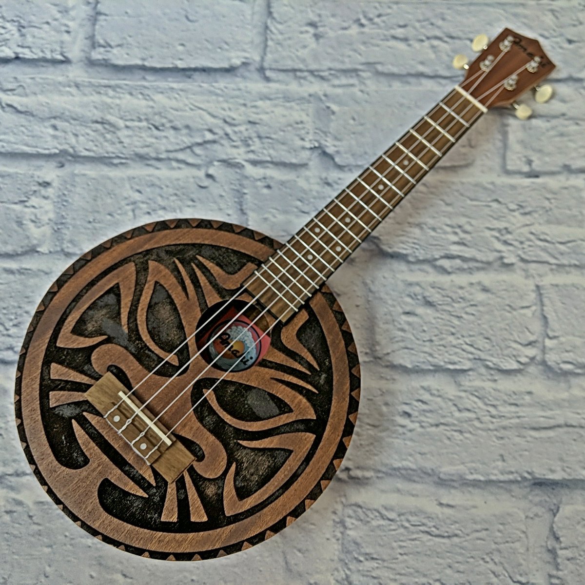 Amahi UKC-LR1 Round Body Mahogany Concert Aztec Ukulele