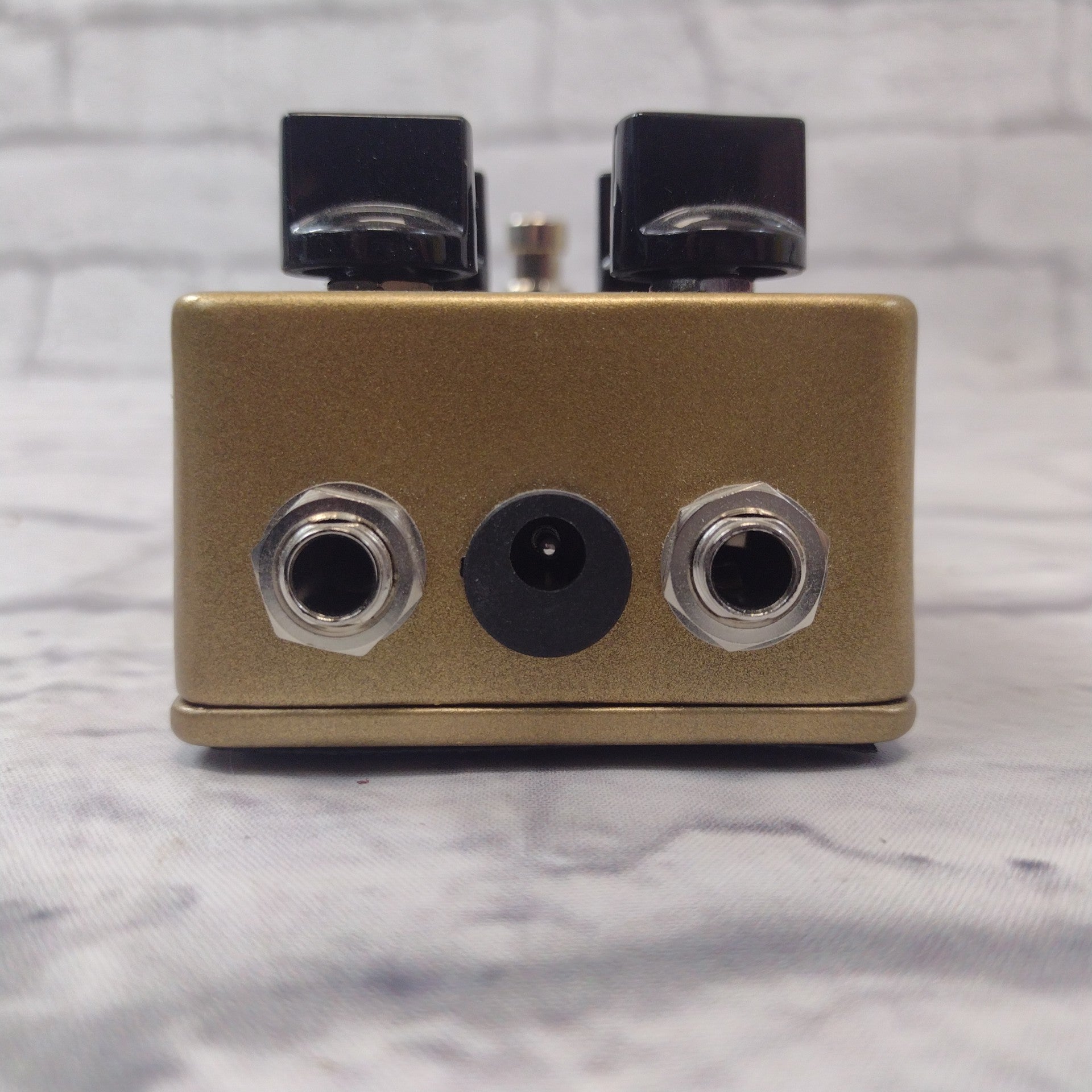 EarthQuaker Devices Hoof V2 Fuzz Pedal