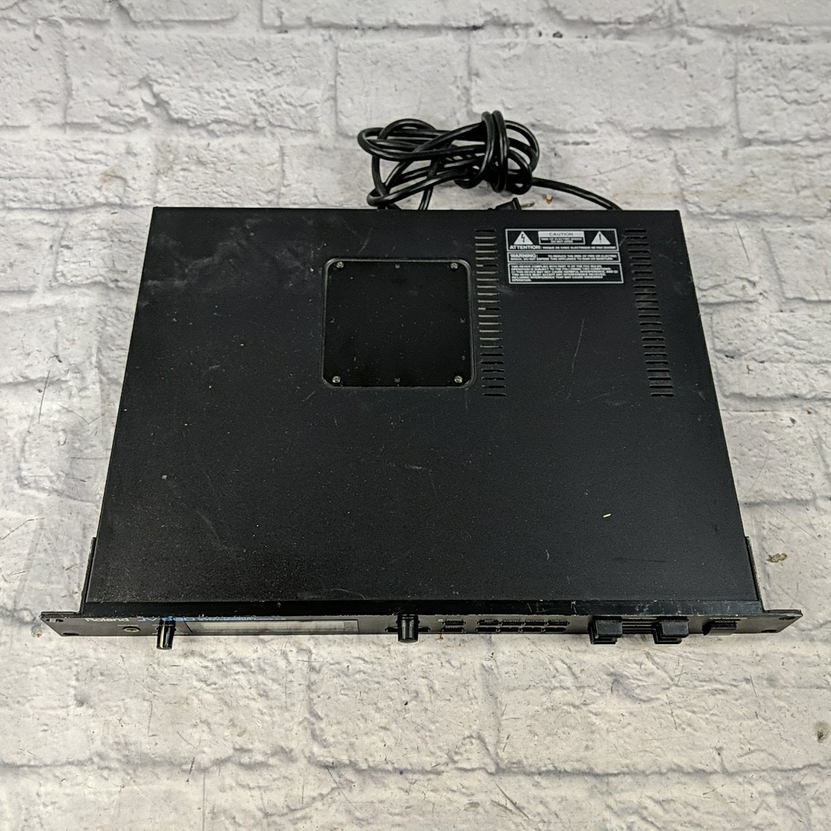 Roland JV-880 Multi Timbral Synthesizer Module Rack Synth