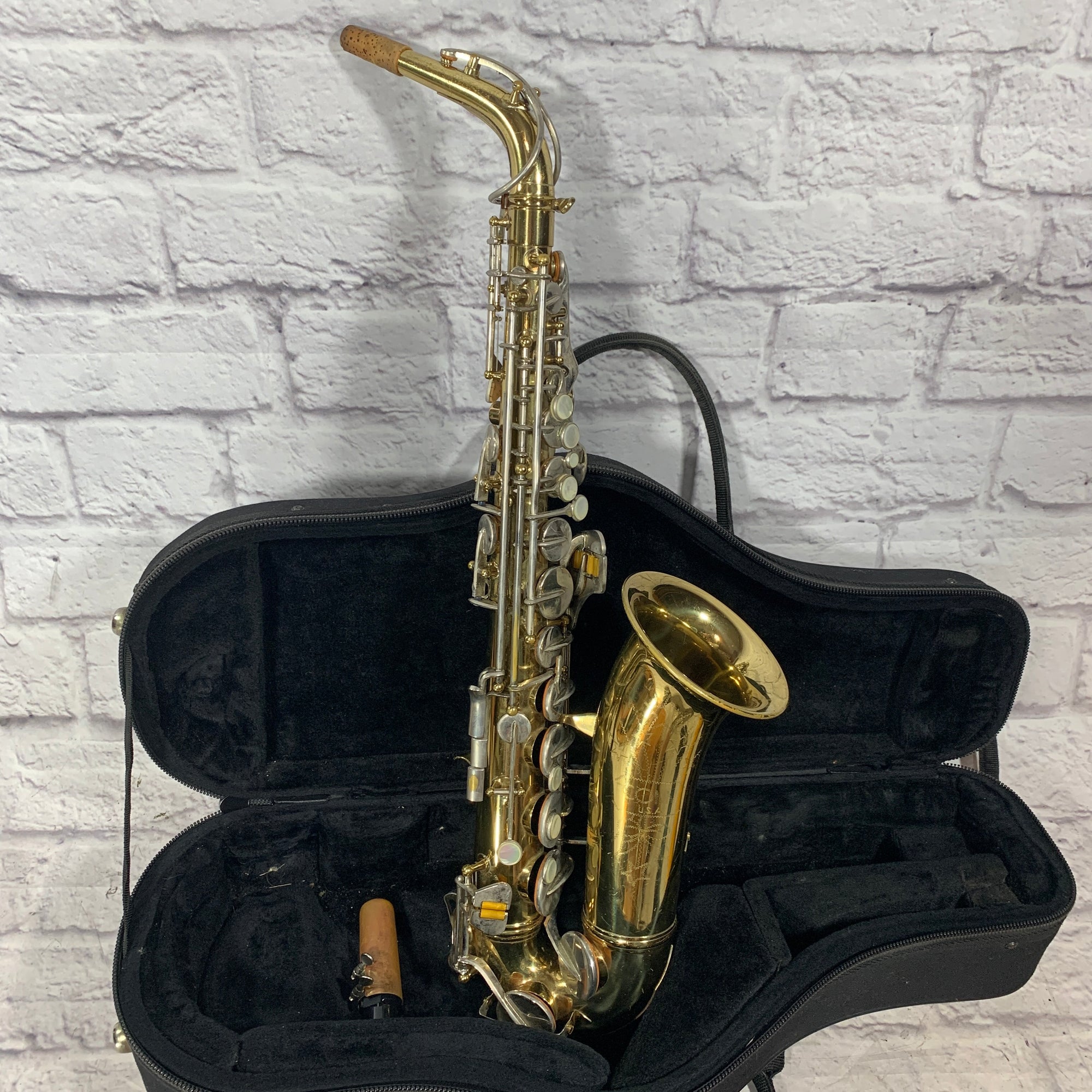 Conn Star alto Saxophones w/ soft case