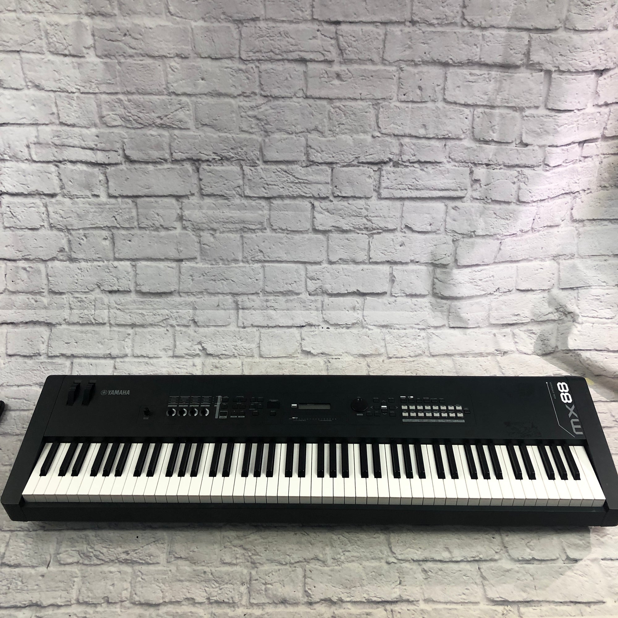 DTM・DAW Yamaha mx88 MX88 - Overview - Synthesizers - Synthesizers & Music