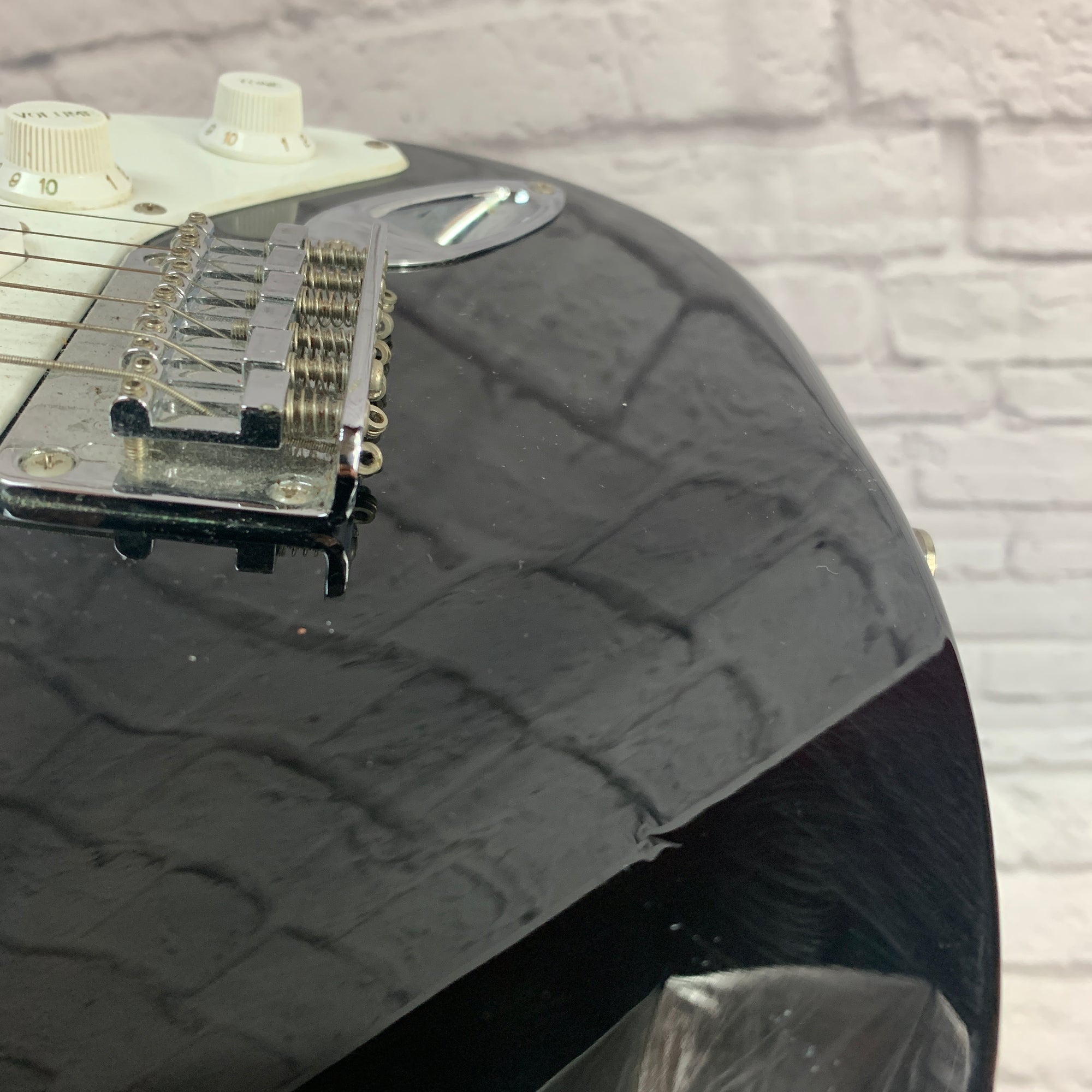 Squier Stratocaster Mini Electric Guitar