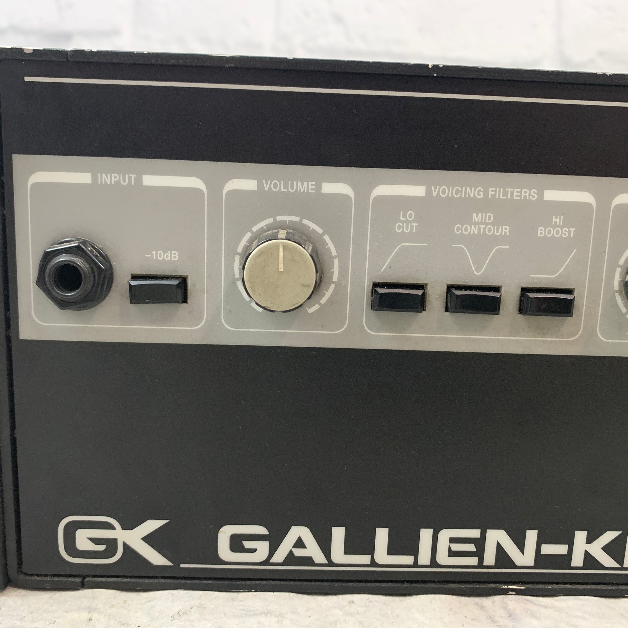 Gallien-Krueger 800RB 300 / 100-Watt Bi-Amp Bass Amp Head