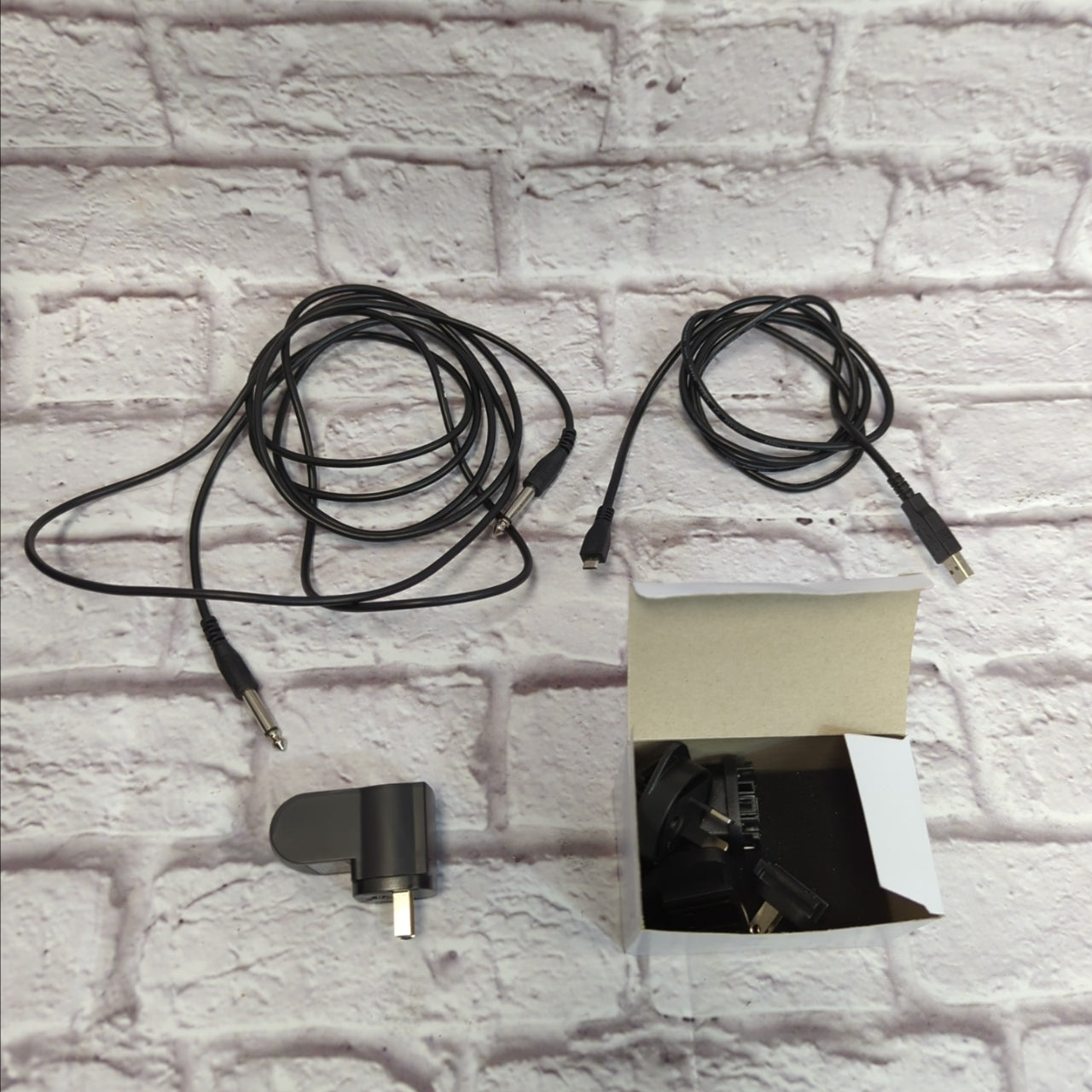 Line 6 G10 Relay Wireless Guitar Outfit