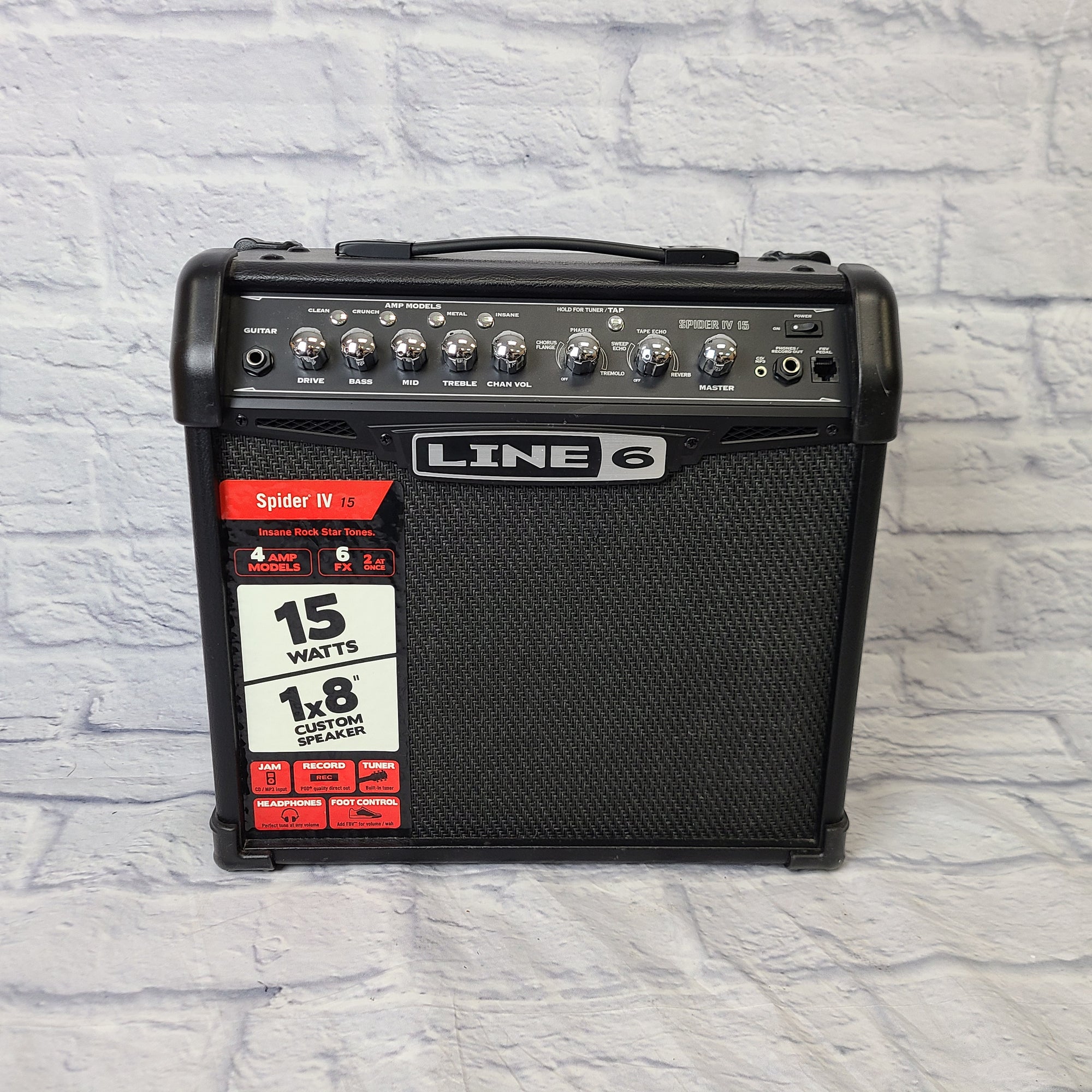 Line 6 Spyder IV 15 Guitar Combo Modeling Amp