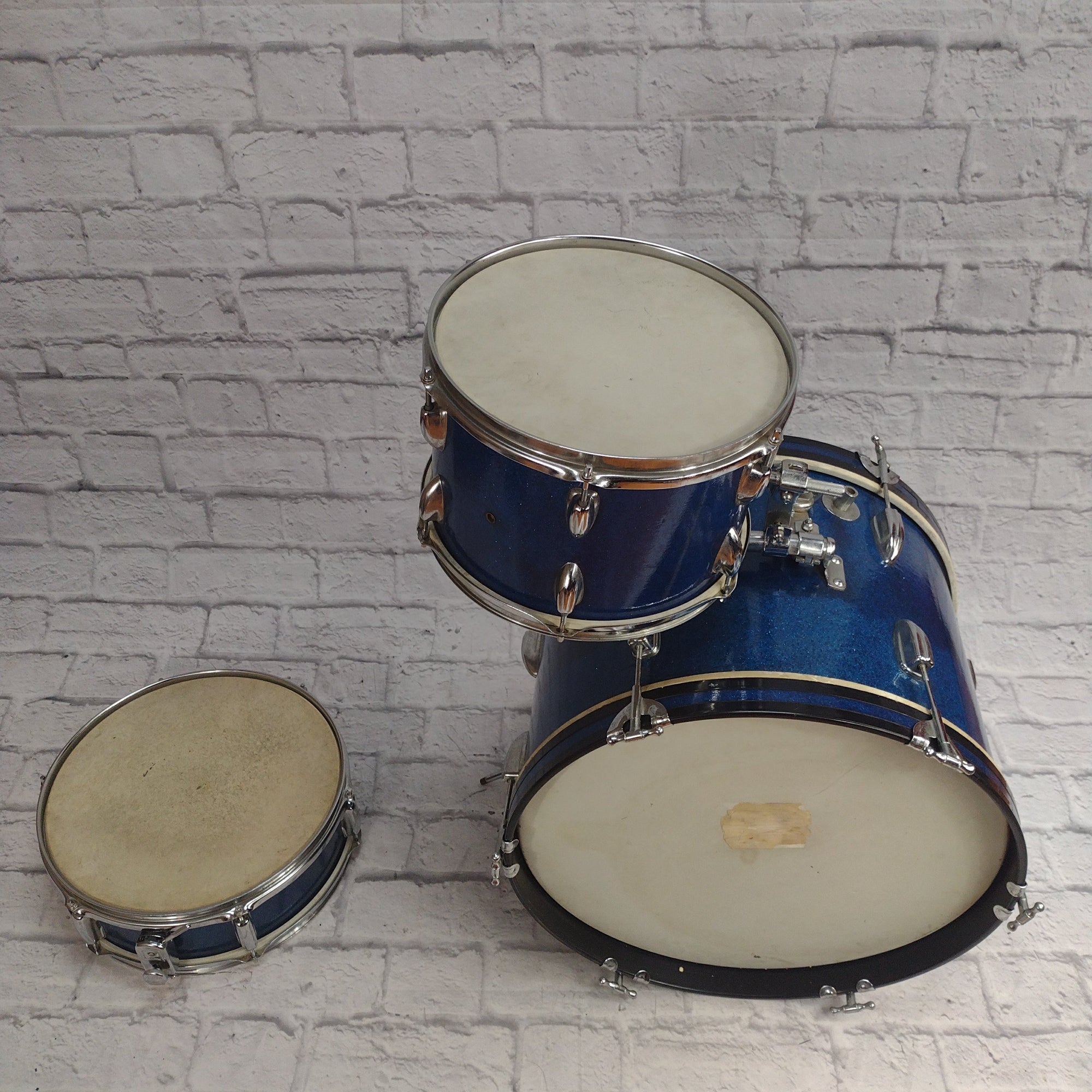 Unknown Japanese Blue Sparkle 3pc Drum Set 1960s