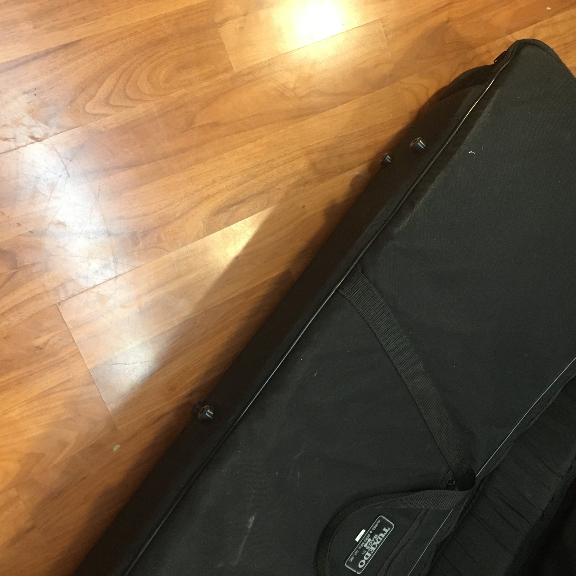 Humes & Berg TX6070 Tuxedo Keyboard Bag