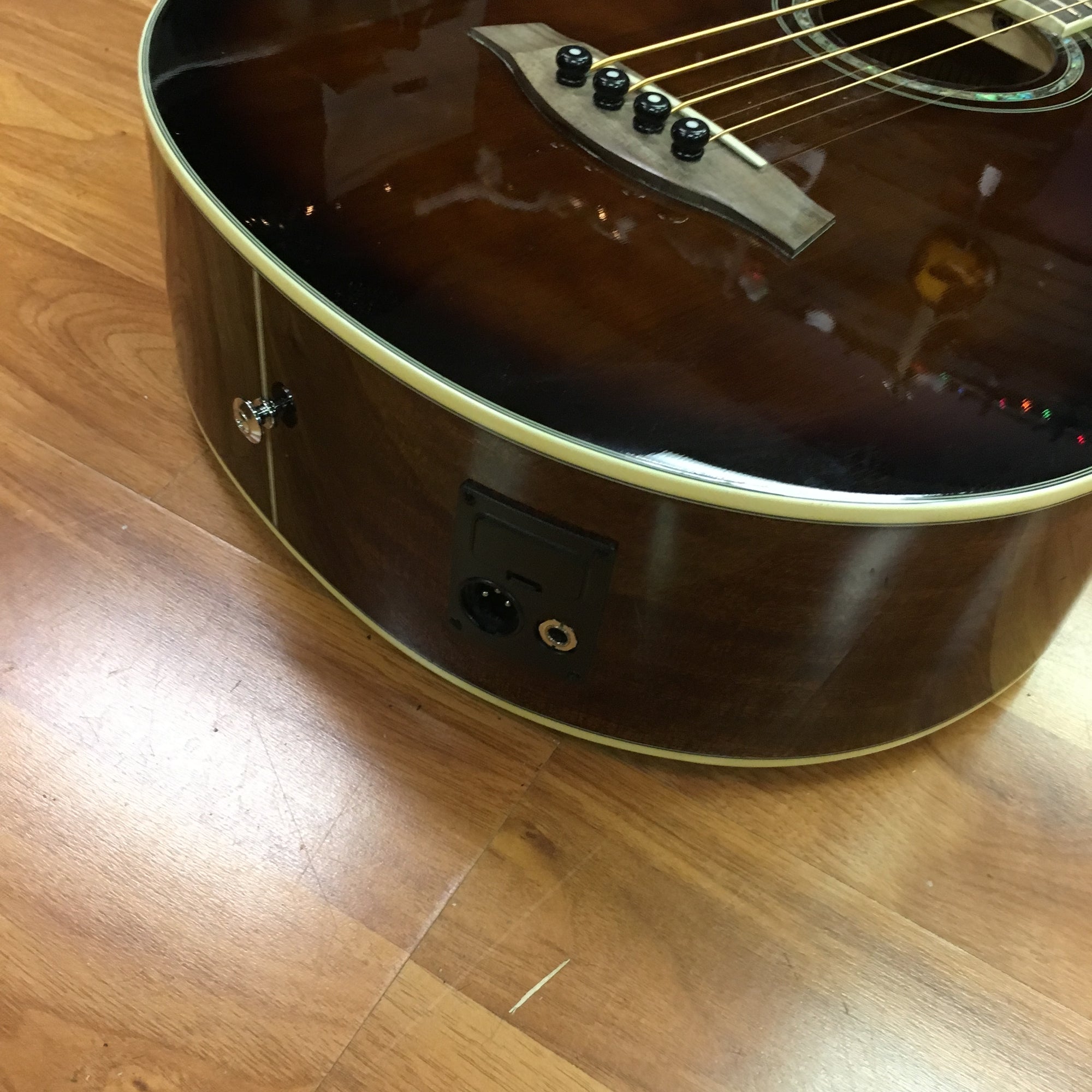 Ibanez AEB10E Acoustic Bass