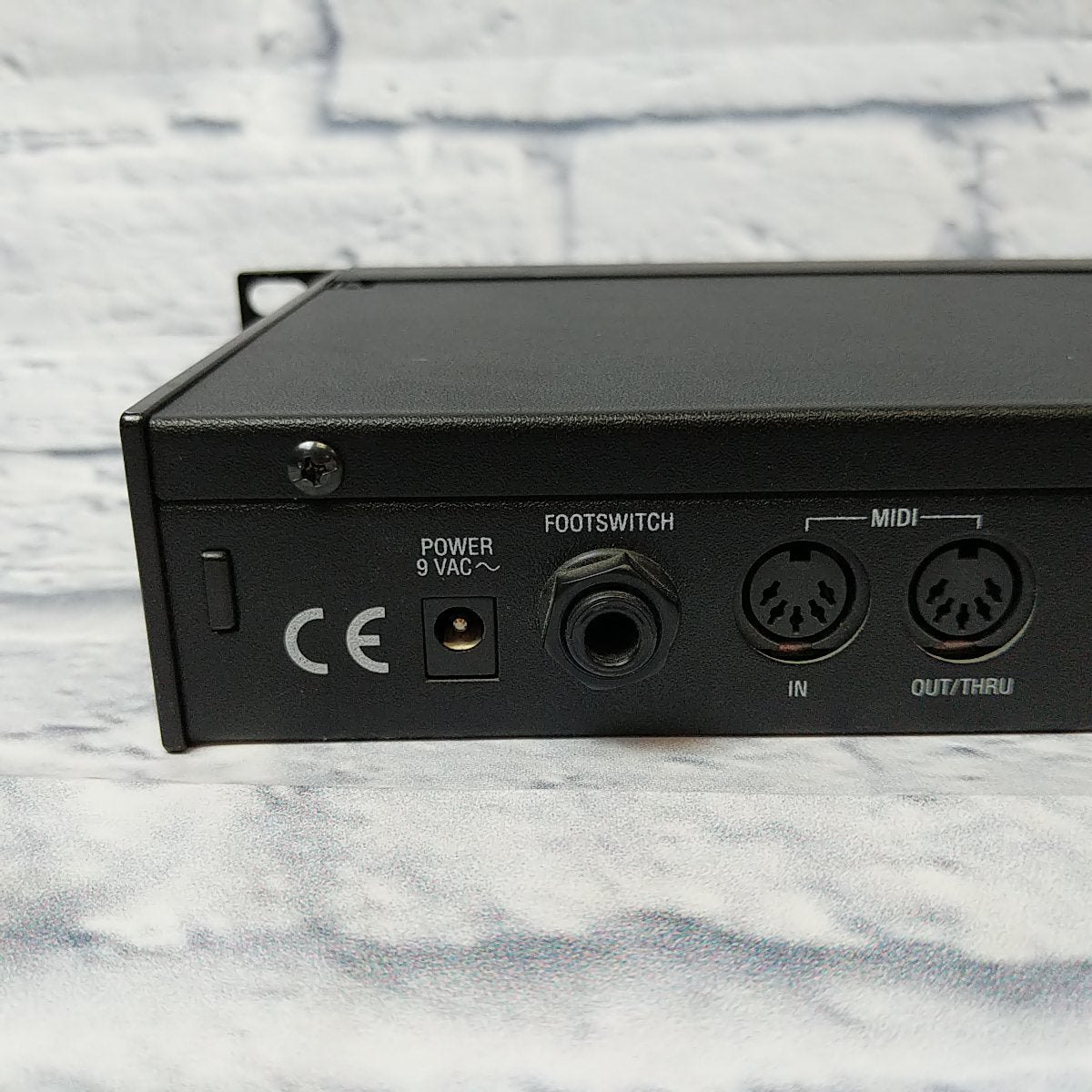 Alesis MidiVerb4 Rack Reverb Effects Unit