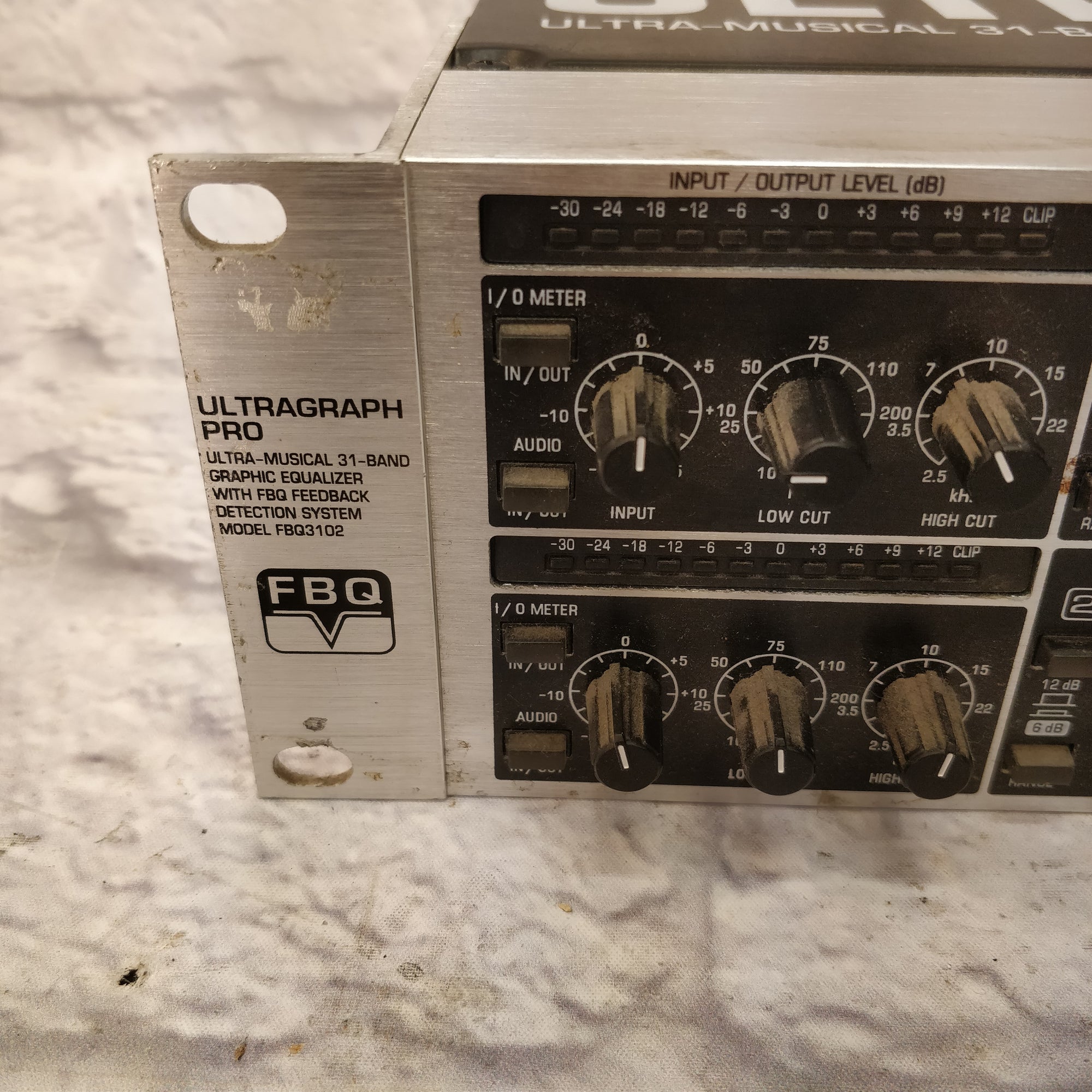Behringer Ultragraph Pro FBQ3102 - 31-band Stereo Graphic EQ