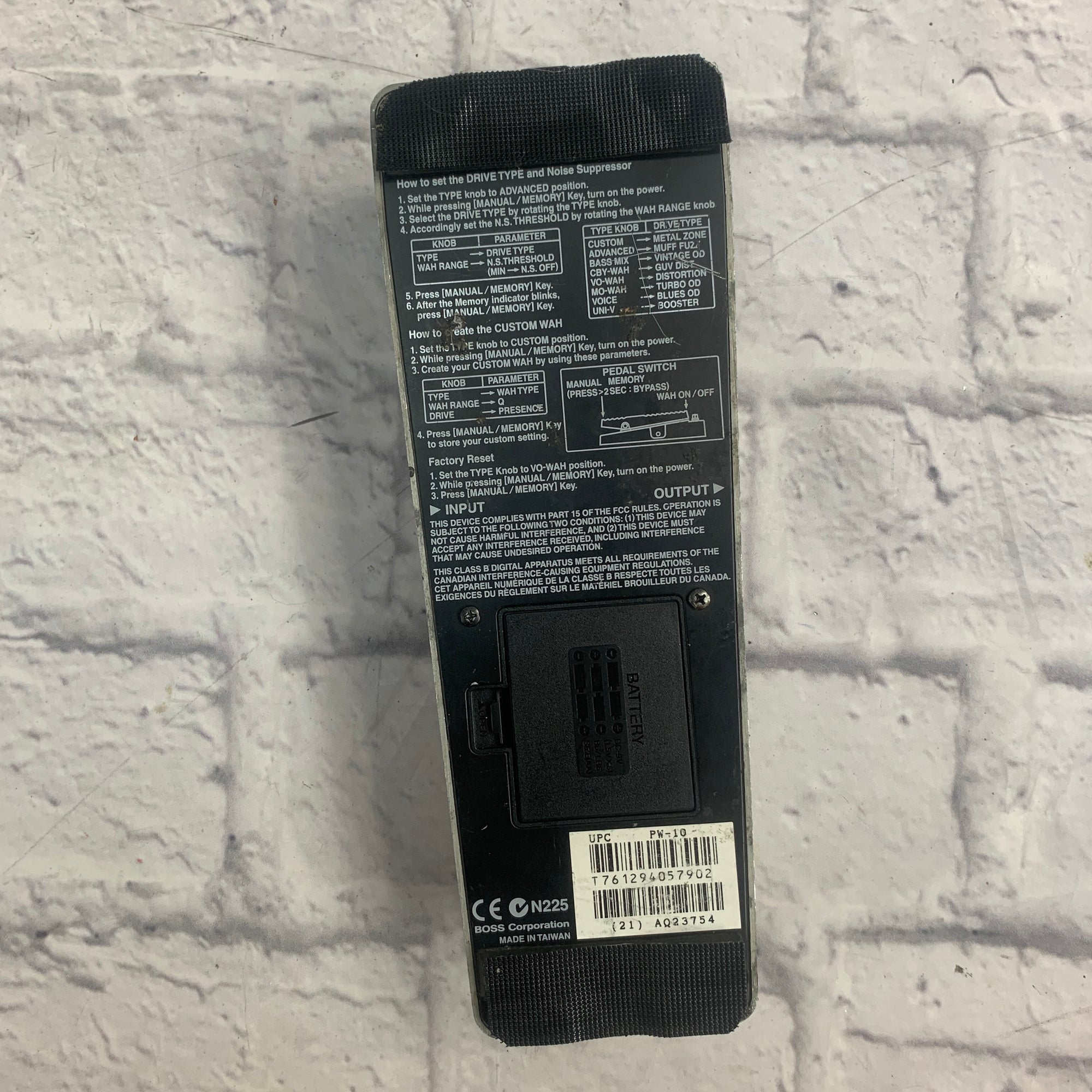 Boss V-Wah Wah Pedal